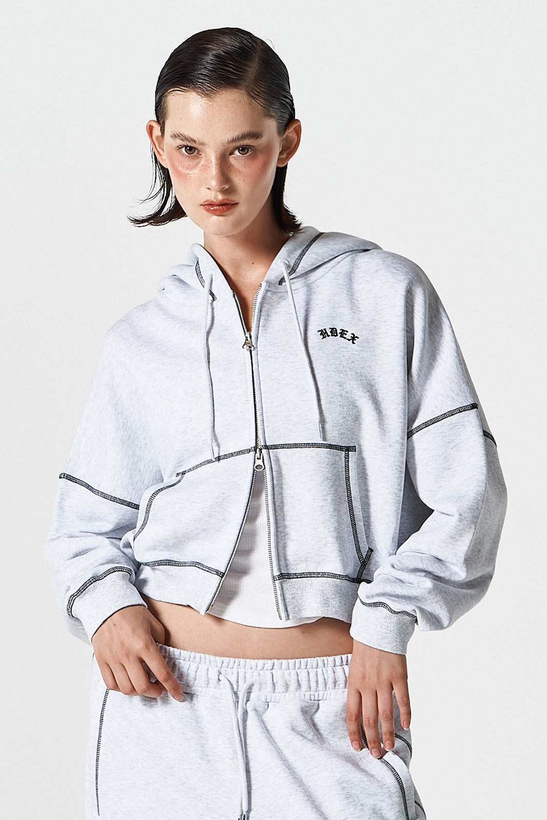【入LIVECODE一件減至$378😱🔥！】【韓妹大熱運動日常品牌HDEX🔥】Women's Contrast Stitch Hoodie Zip-Up (Melange White/Black)
