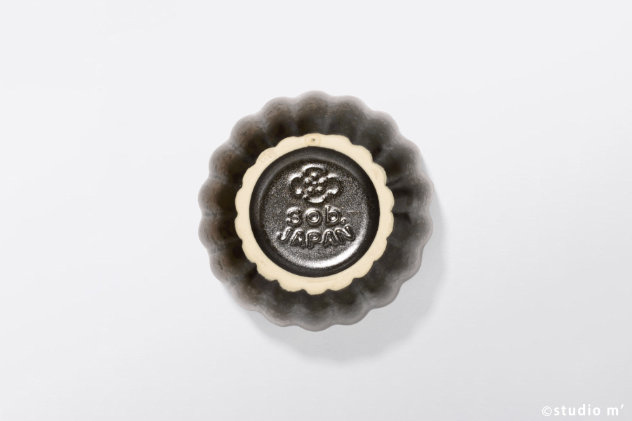 (尚未到貨)STUDIO M' - Urara 菊割蓋物 / 黑 / 無蓋