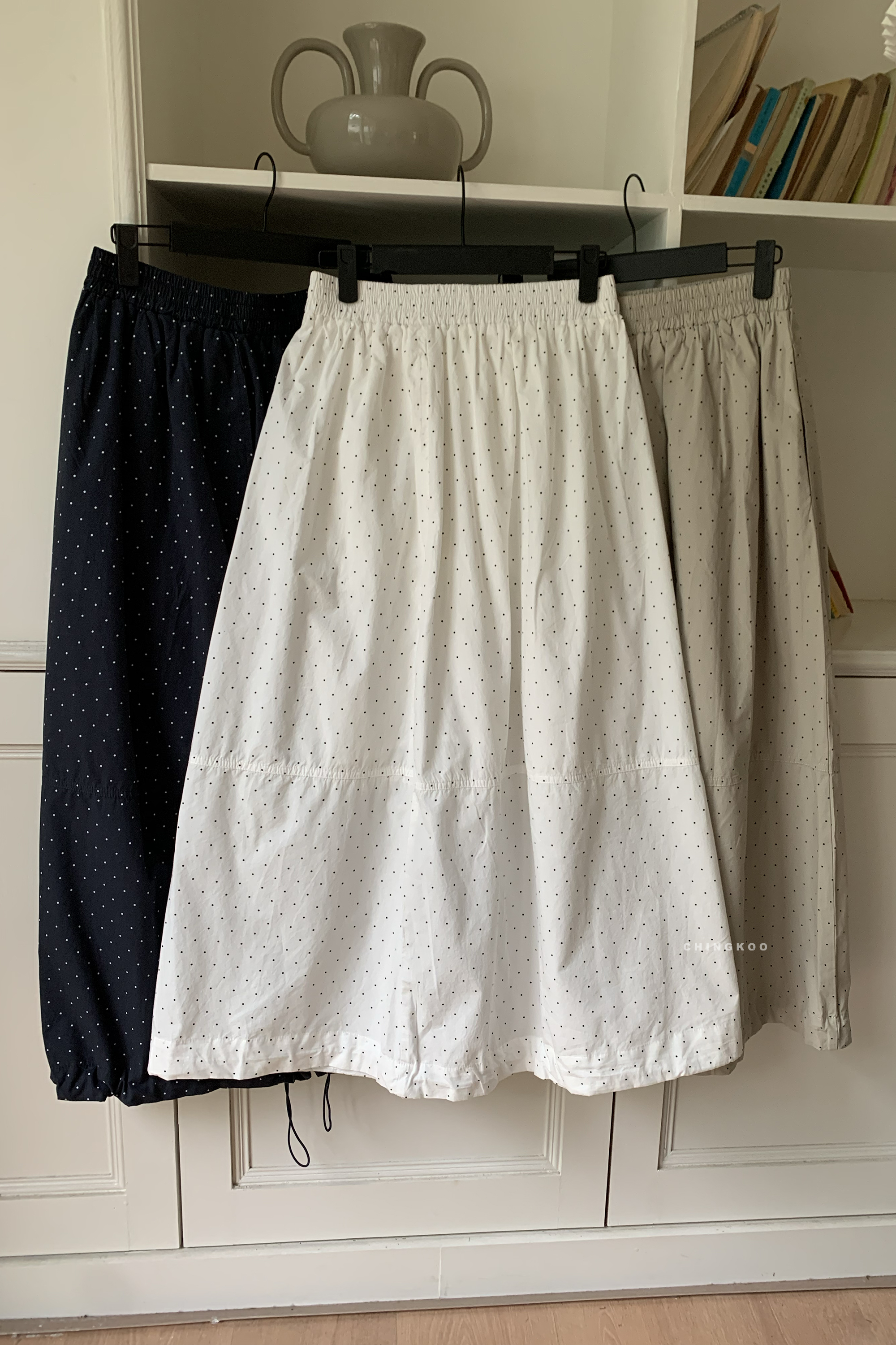 April｜日系點點縮口半裙 3色