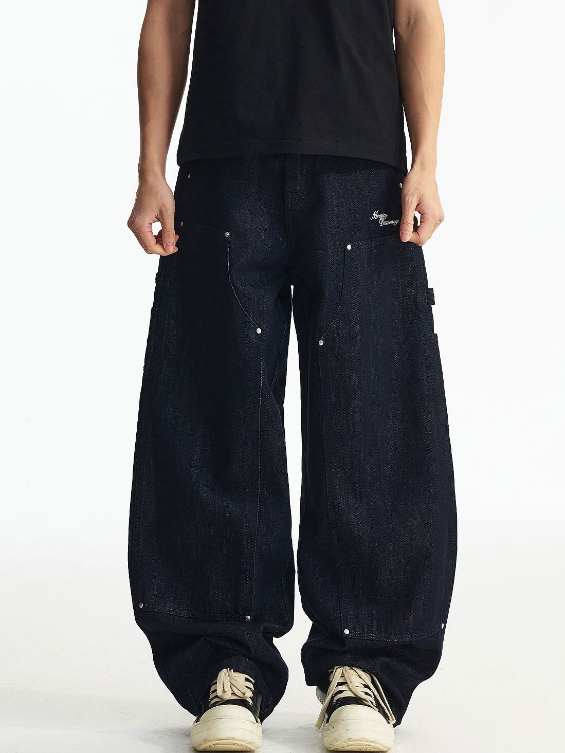 MEDM  重磅牛仔布 皺褶廓型 休閒復古 鉚釘 直筒牛仔褲 長褲