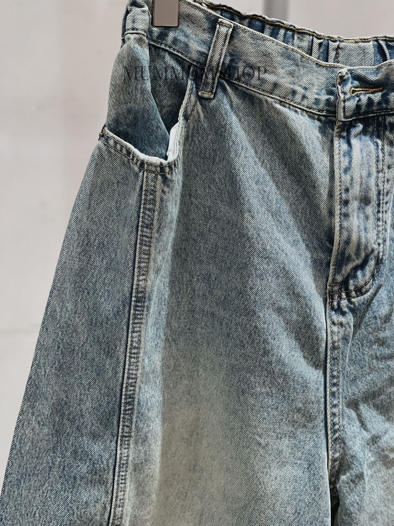 03723a/型格搭配中長牛仔褲　28-36/44/34