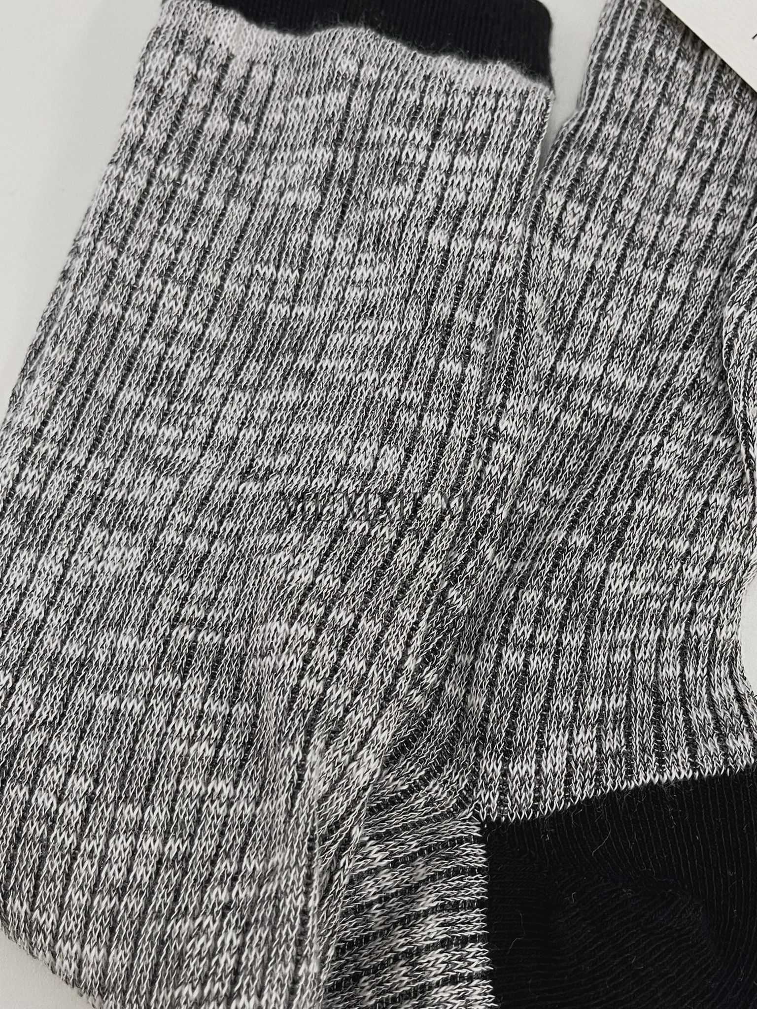 ac1068/拼色薄款淺條紋襪