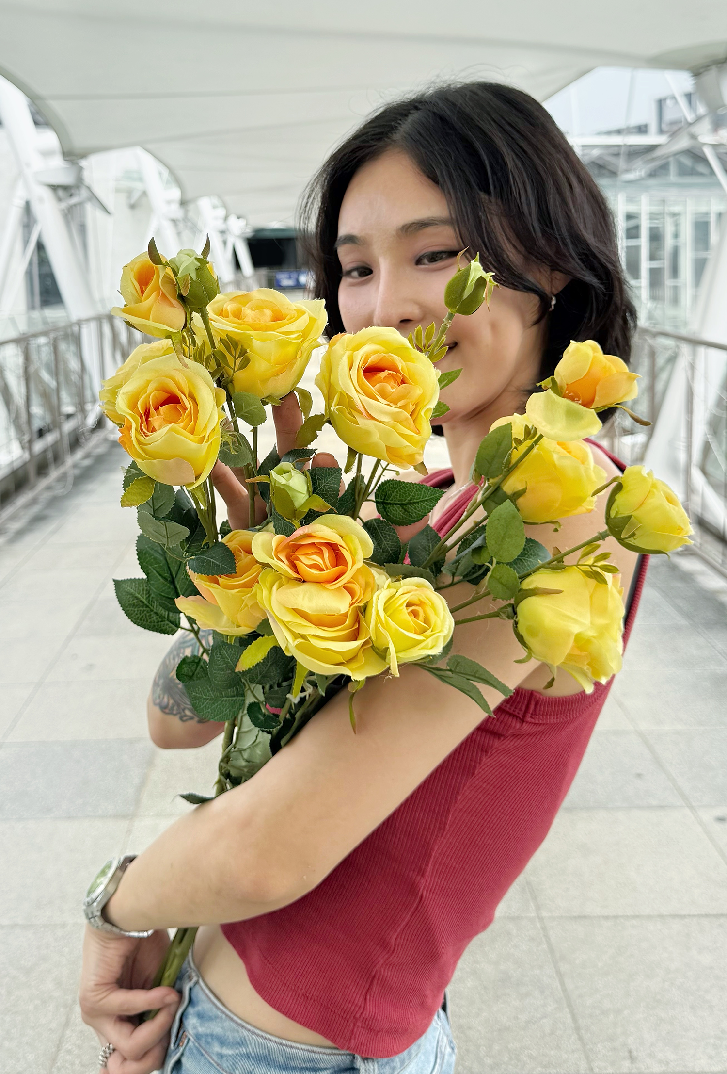 擬真奶油黃玫瑰