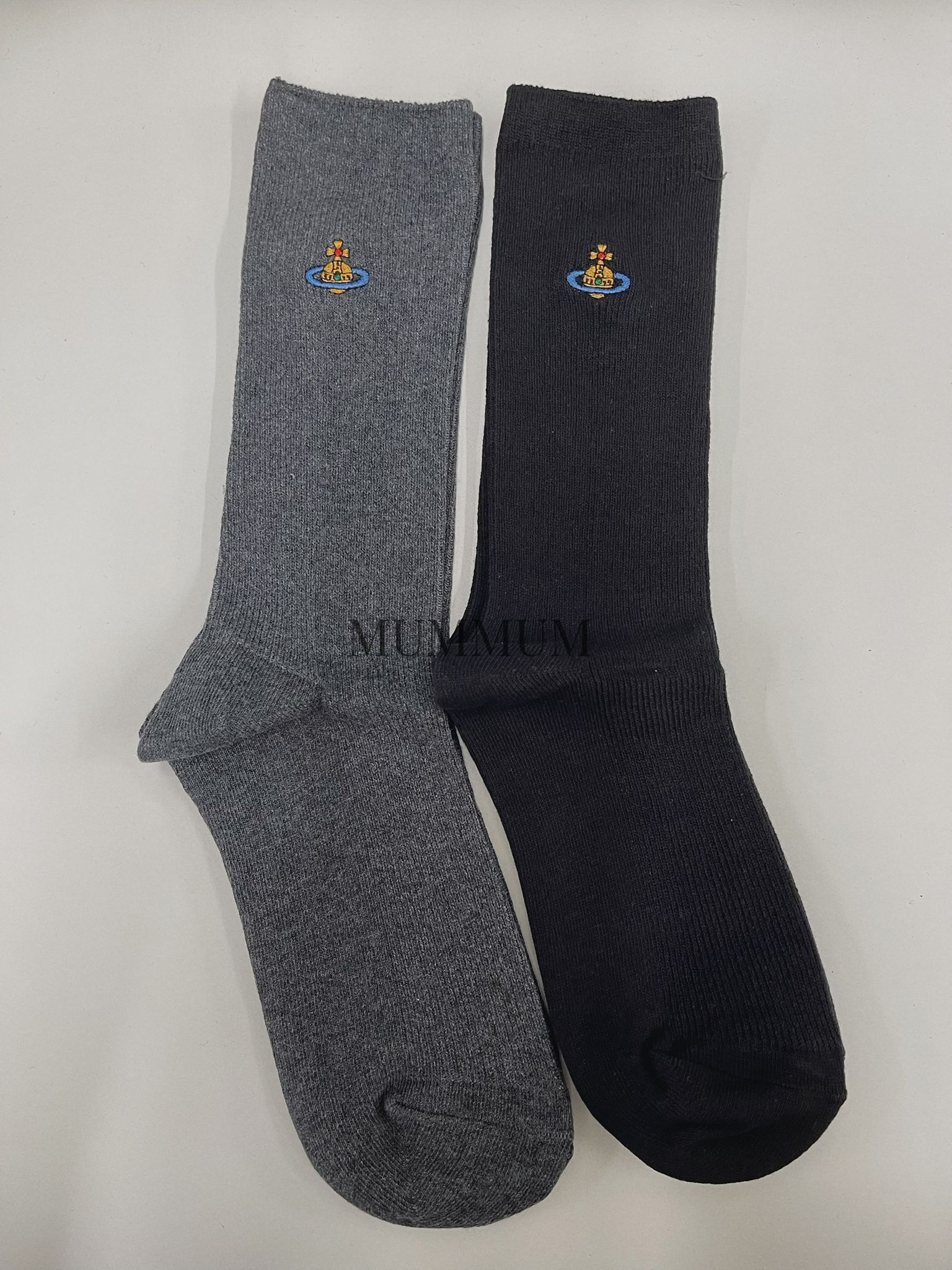 ac1073/星球logo純色學院襪