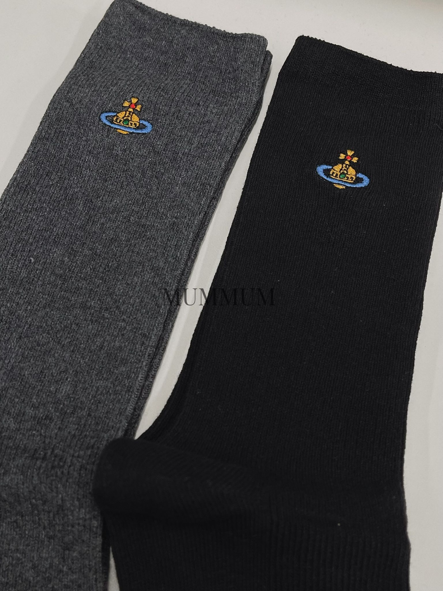 ac1073/星球logo純色學院襪