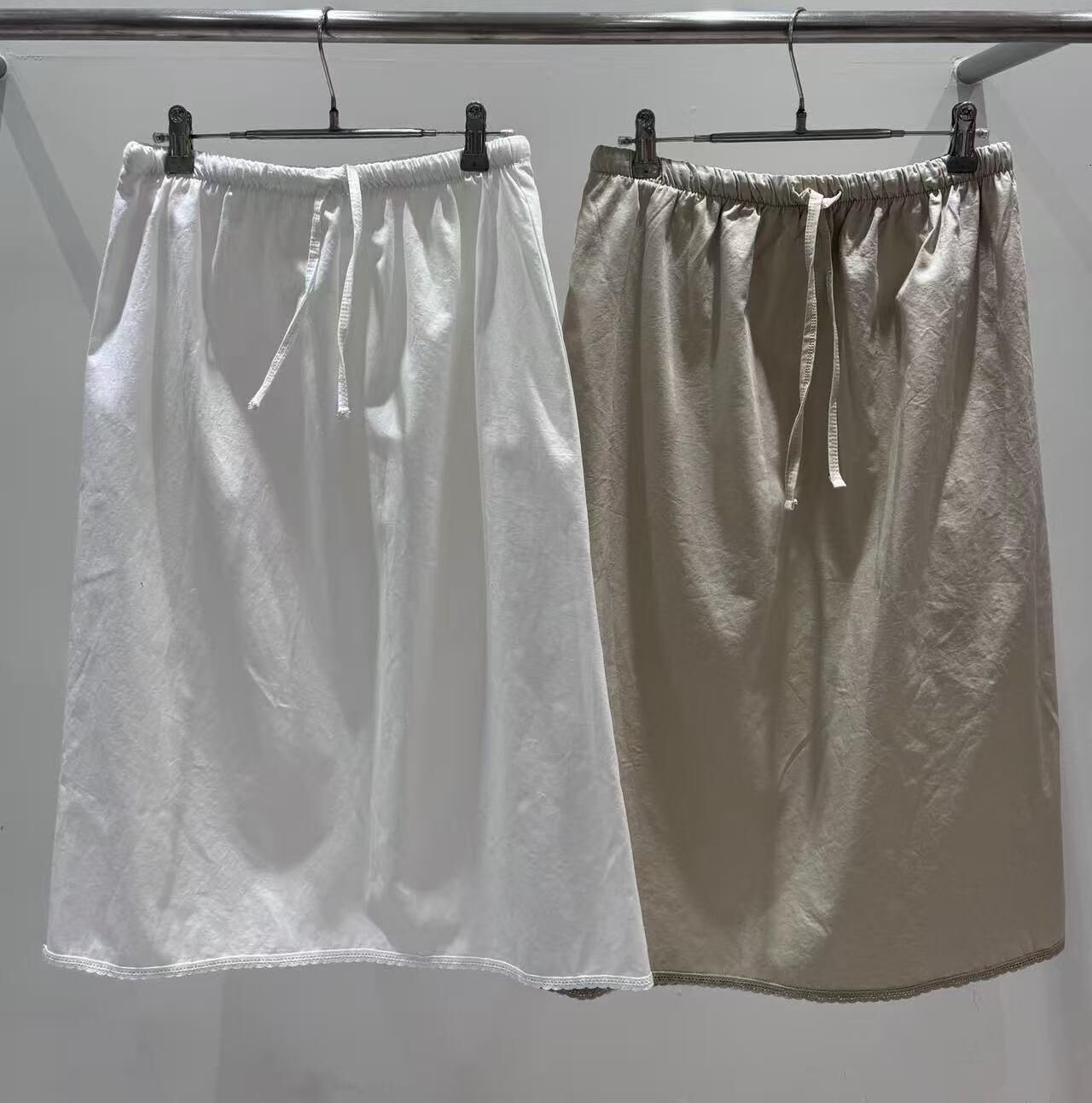 BL6038 蕾絲包邊中長裙