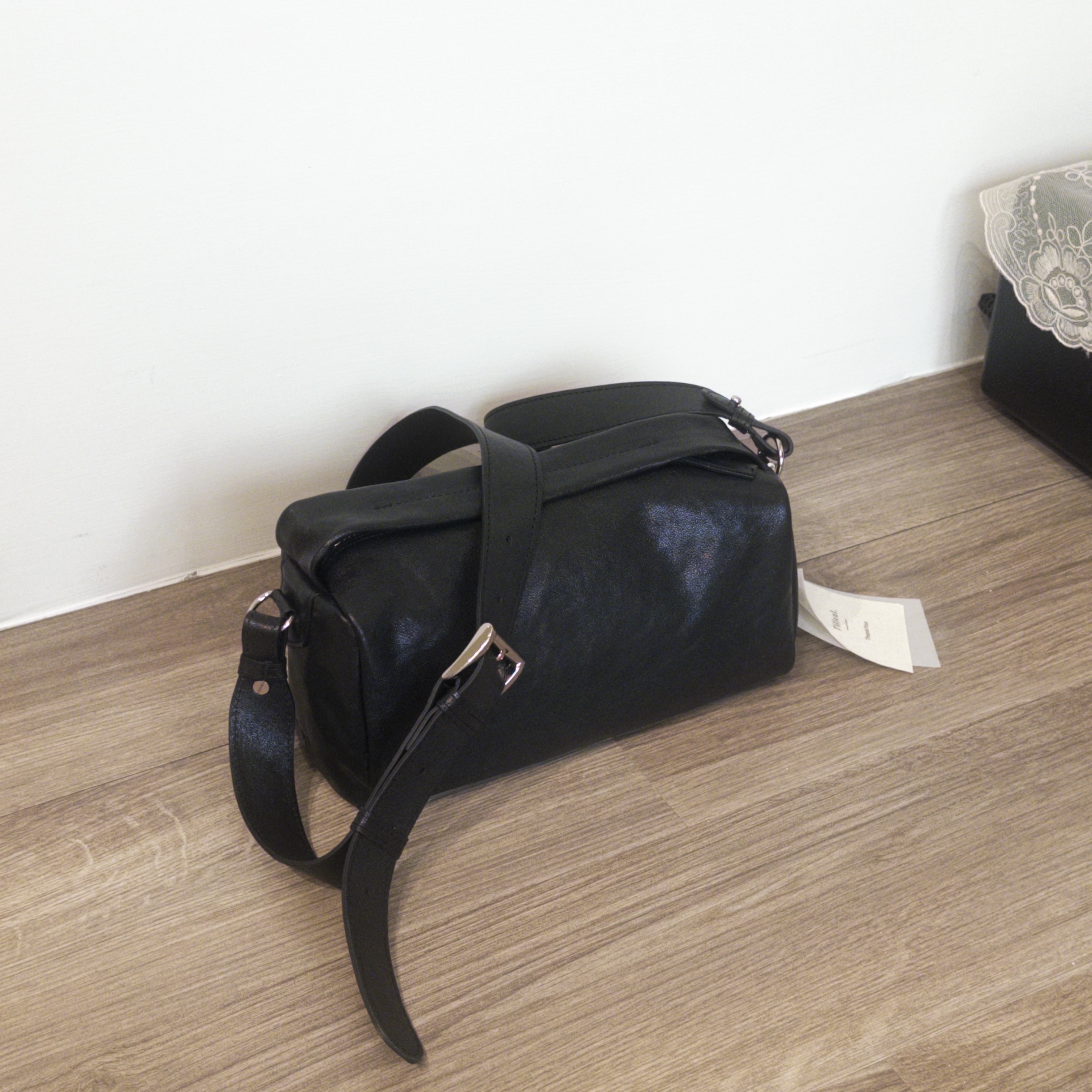 韓國OSOO歐膩家—真皮斜背肩背手提圓筒包包