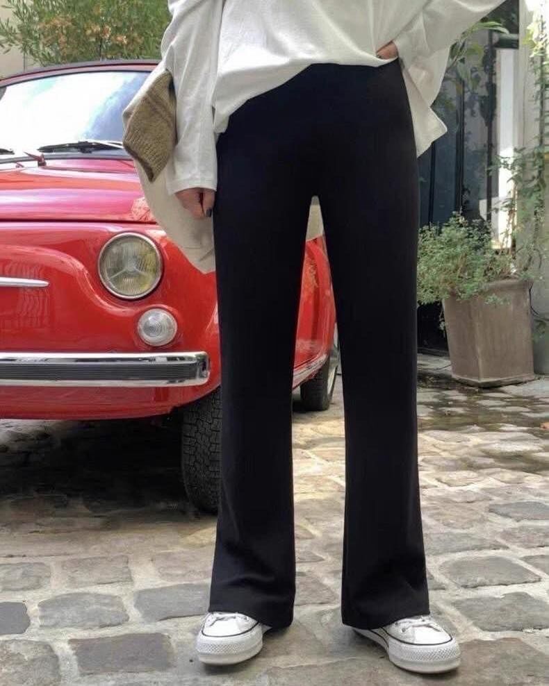 【時髦慵懶的彈性大長腿喇叭褲】（現貨）