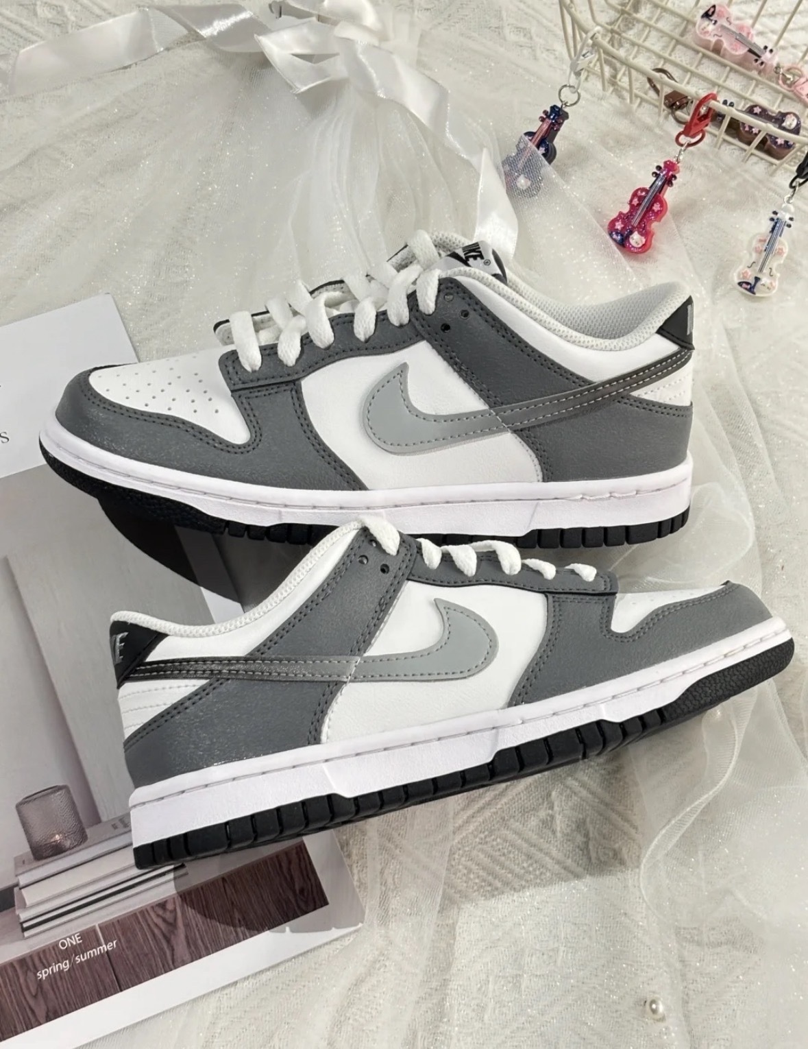 Nike Dunk 銀灰色 漸層 皮革 大童款 HM9617-001/預購