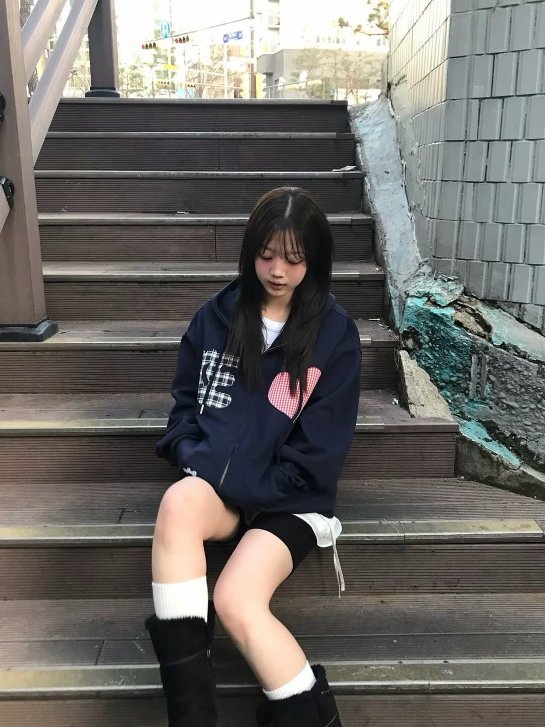 【預購】韓國 KKEEE Wappen 字母 愛心 格紋 舒適 雙拉鍊 連帽 外套 2色