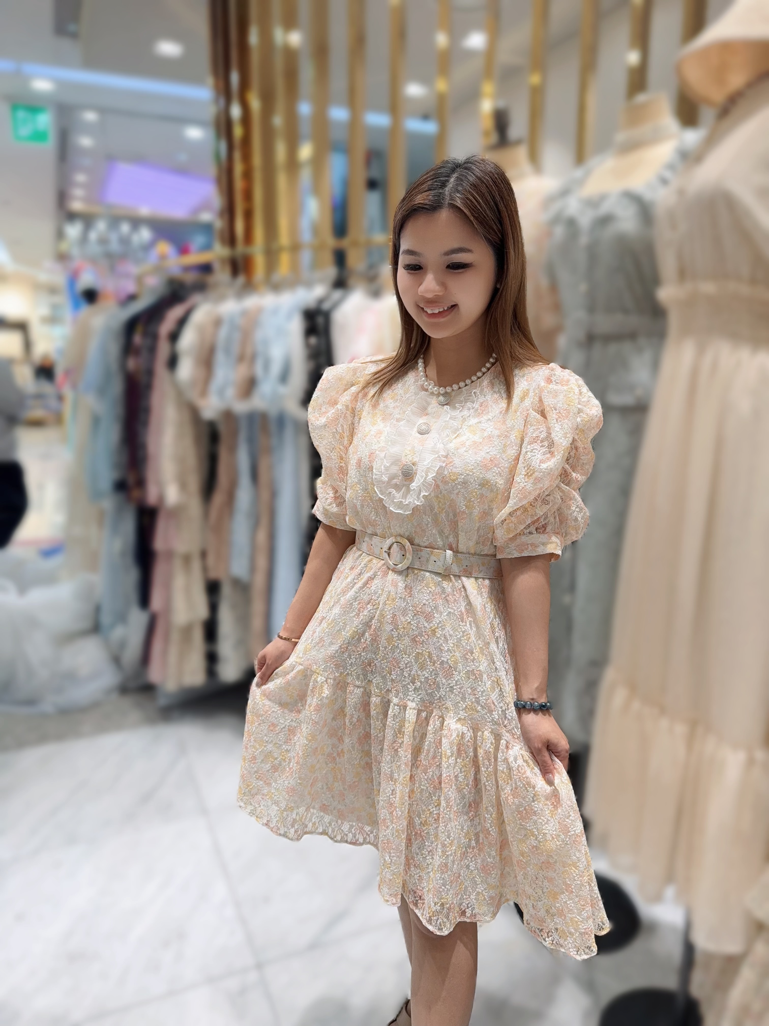 AD32 "短版" 胸40-45  腰37 長34.5 $909 (一口價)