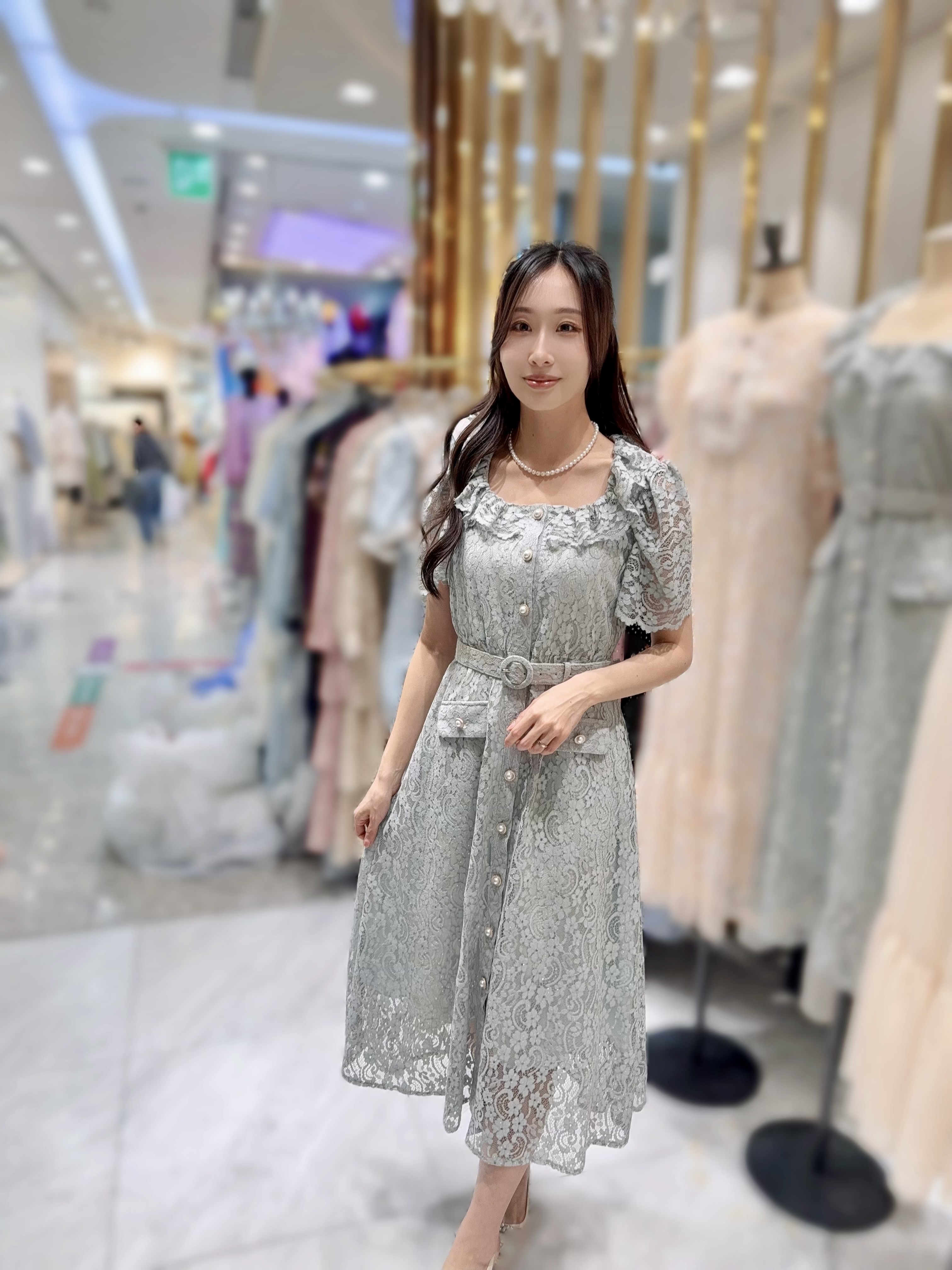 AD39 胸39 -44  腰37 HIP52 長46.5 $999 (一口價)