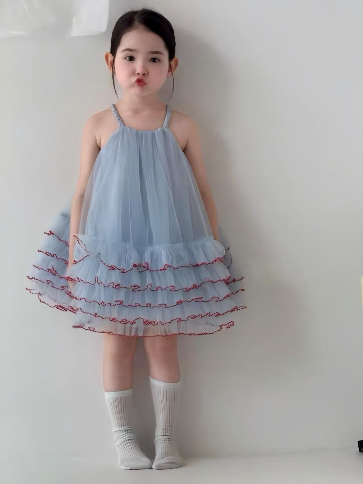 夢幻滾邊吊帶蓬蓬裙