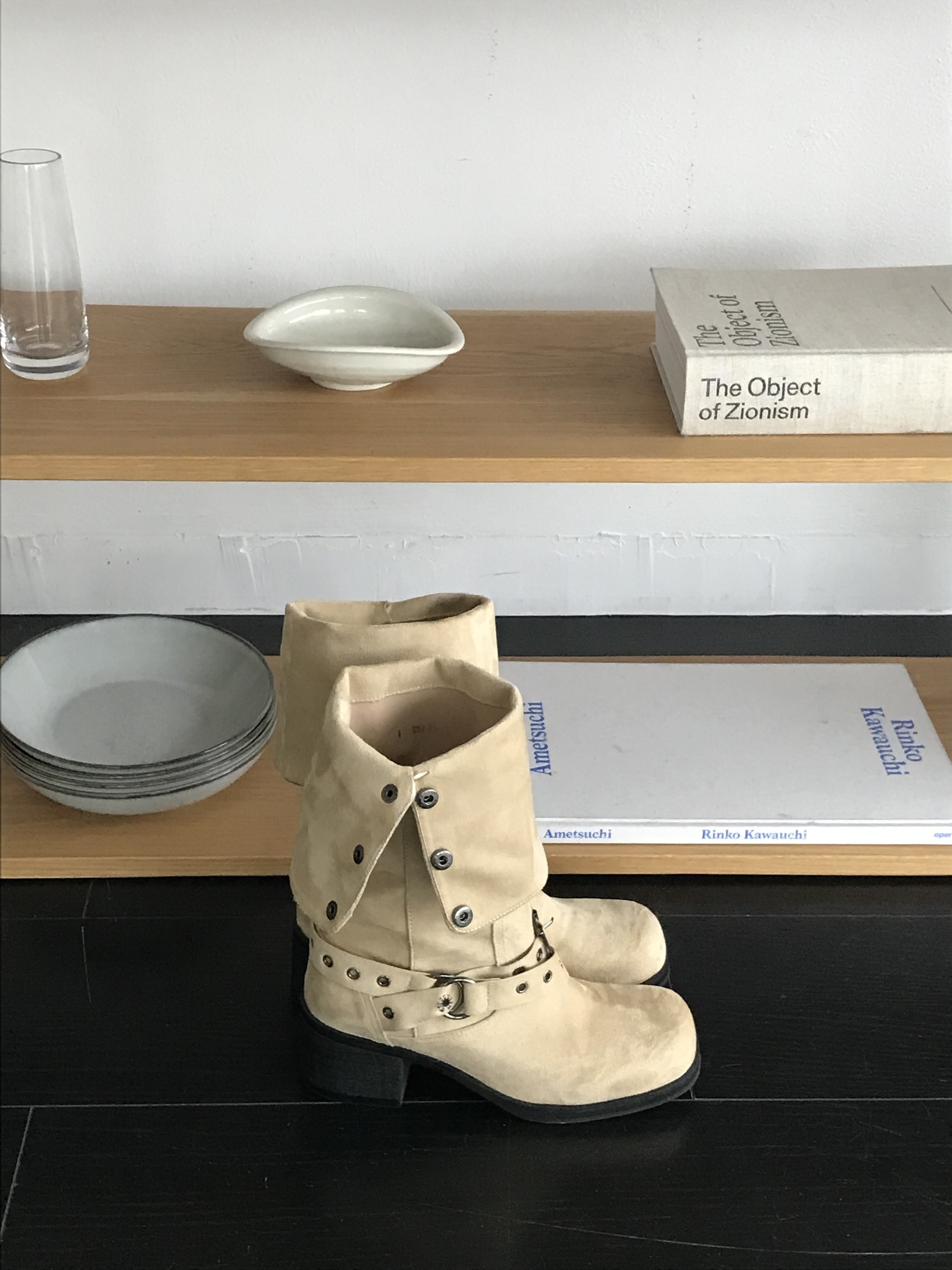 two ways 皮帶堆堆靴(淺卡其/黑色)