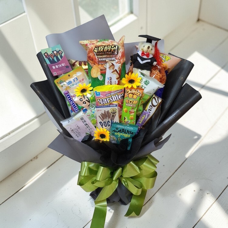 畢業熊熊零食大花束,畢業零食花束