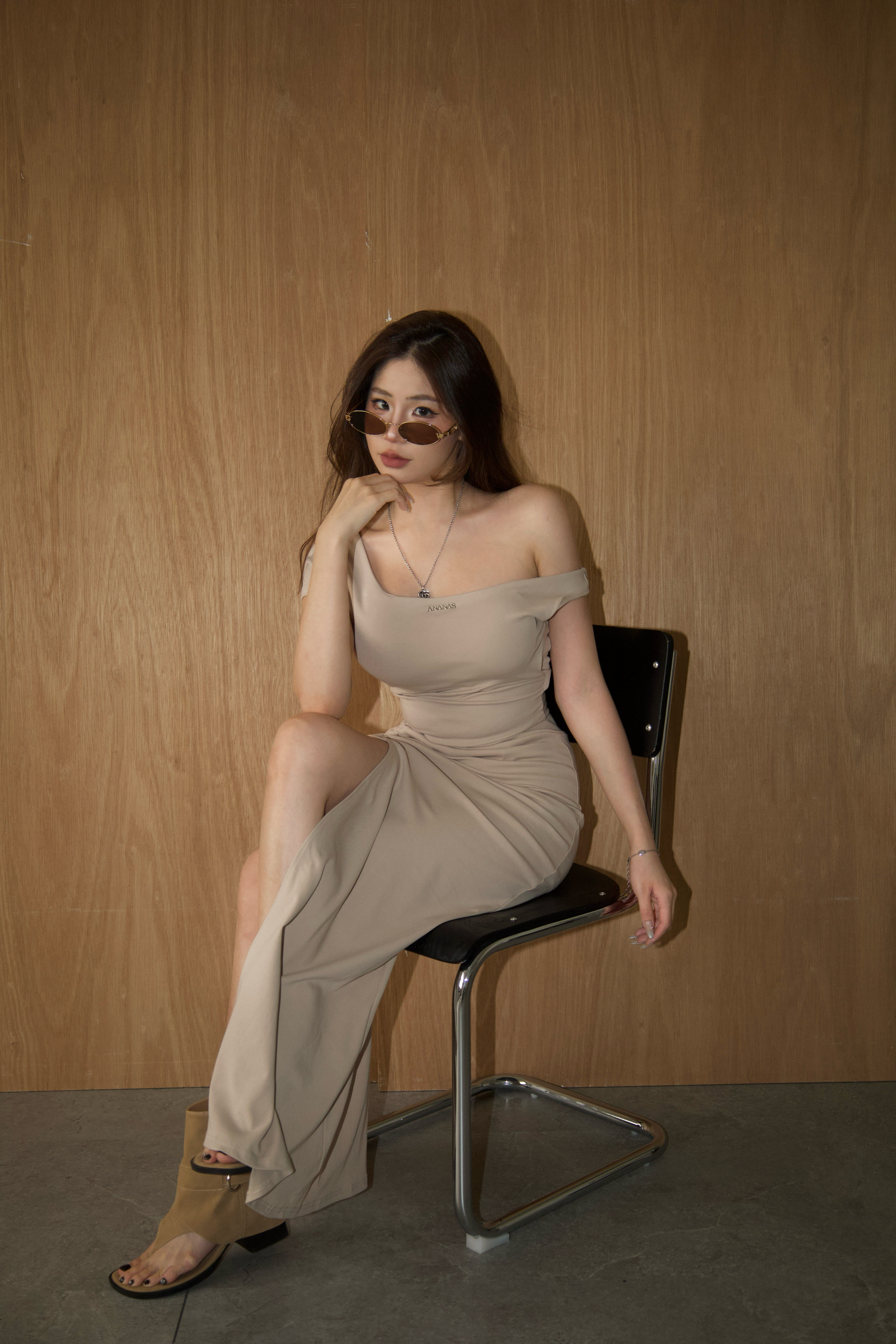 [ Ananas自訂款✨ ] 斜肩紐結抓皺長裙套裝