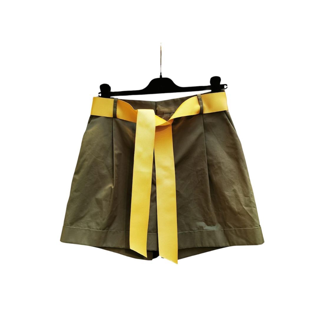 1EA0408-092 [EDWARD ACHOUR] Tailored Pleated Shorts Kaki #101001/1039 (EU)