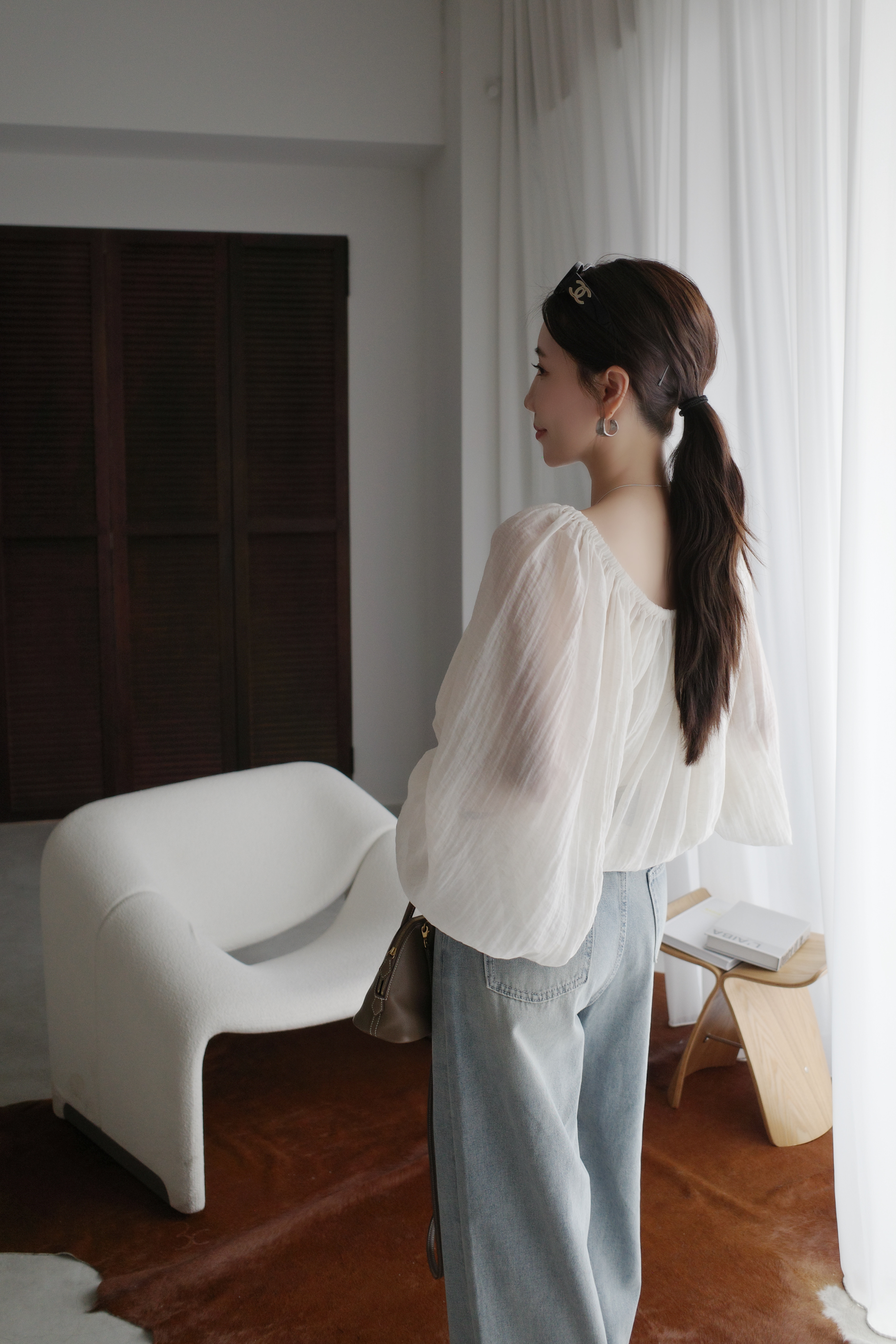 (預購)#AN83 亞麻澎袖上衣(黑/白)