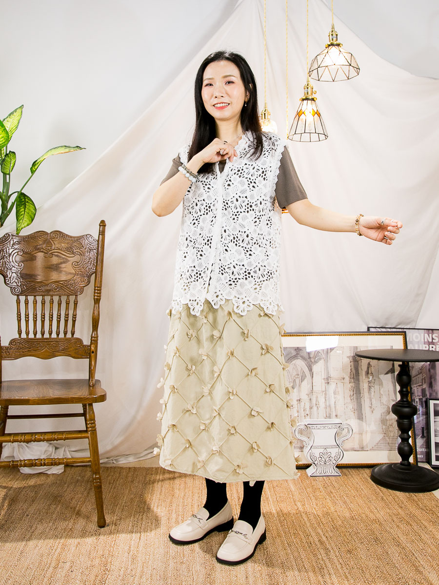 全開胸扣鈕．通花刺繡 背心外套