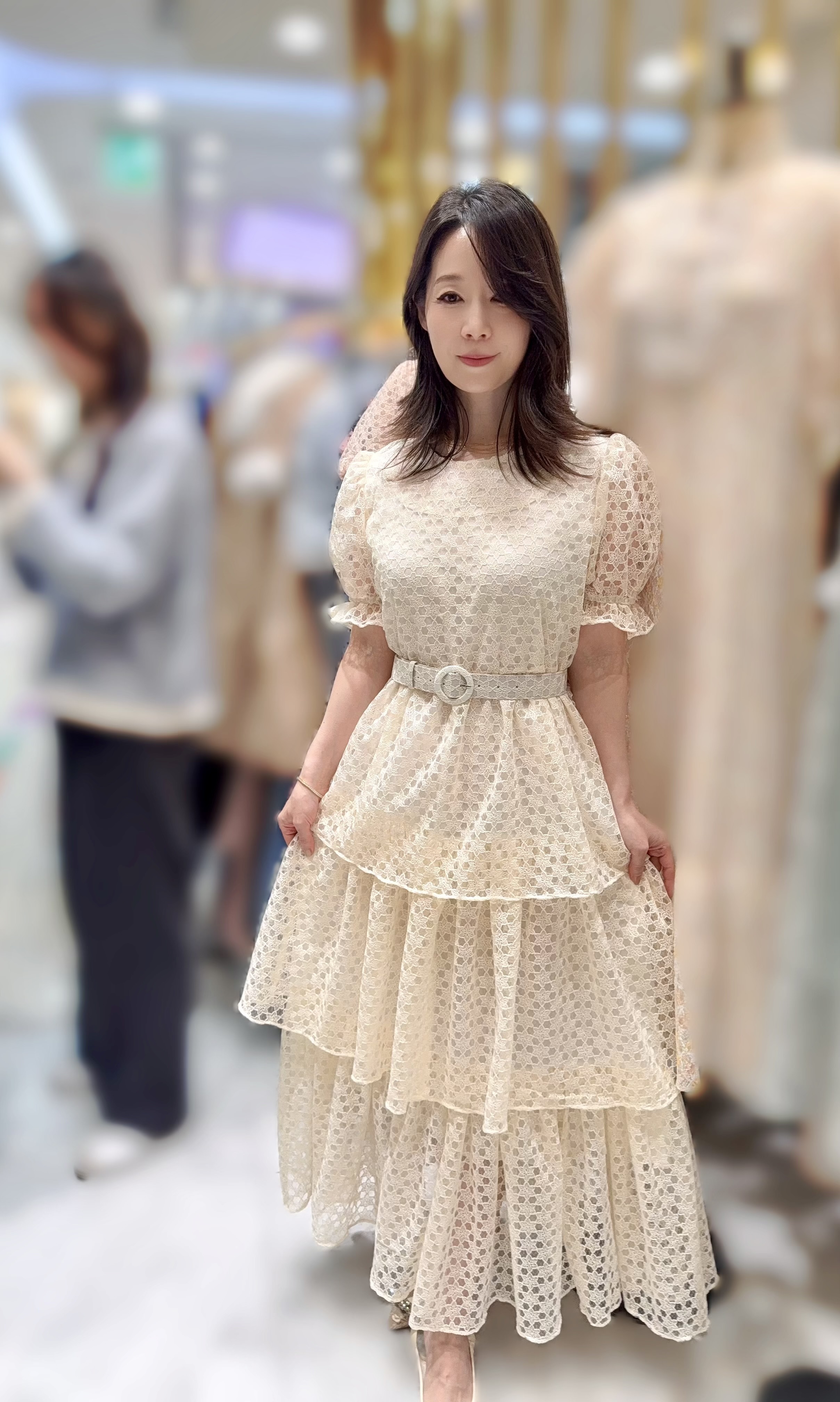 AD42  長版  胸40 -44  腰37 長50 $1039 (一口價)