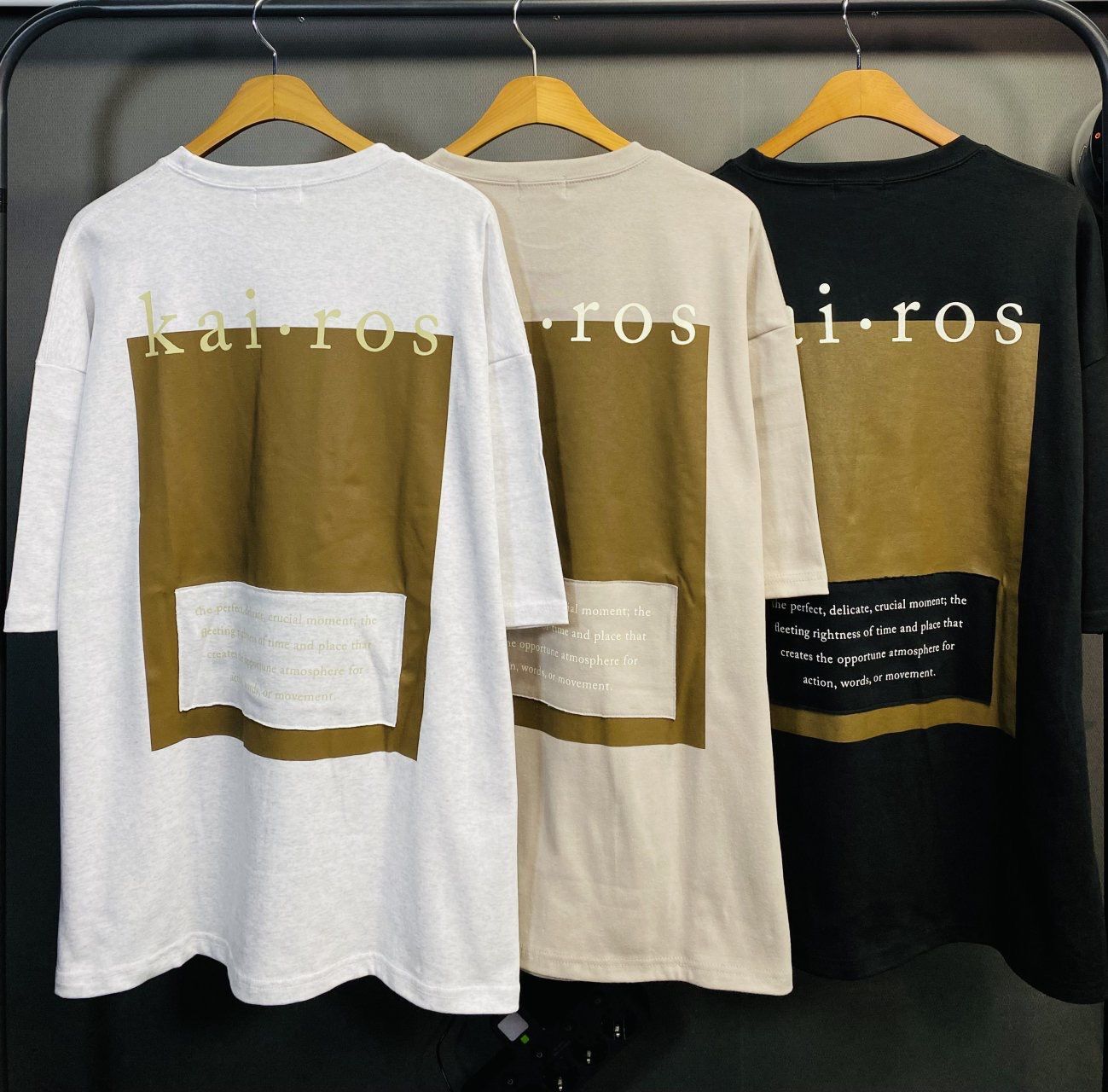 英文字圖案短袖Tee UNSTANDARD-151T