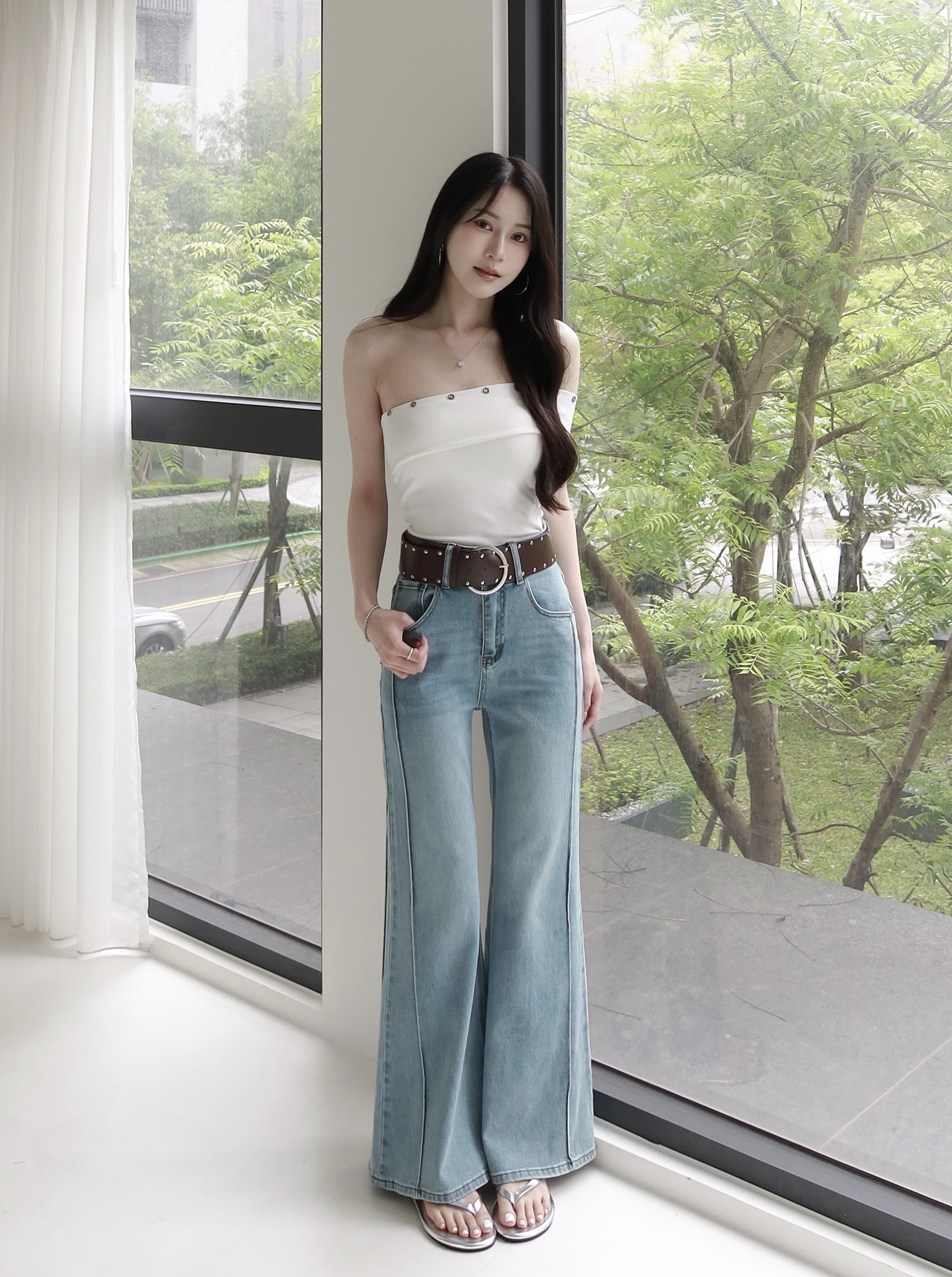 知性皮帶直筒微喇牛仔褲