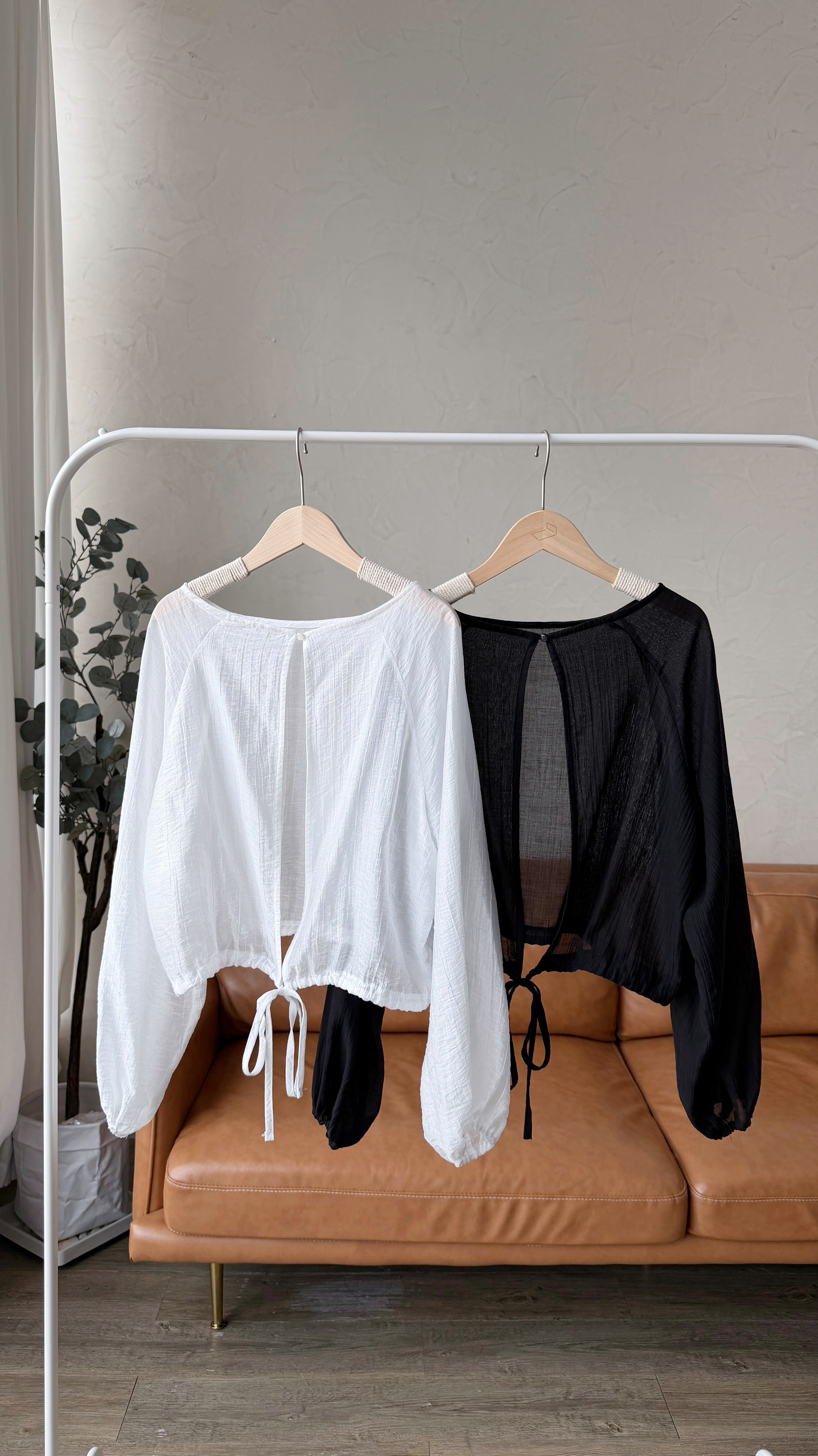 KR532 前後2穿透薄外套TOP-2色