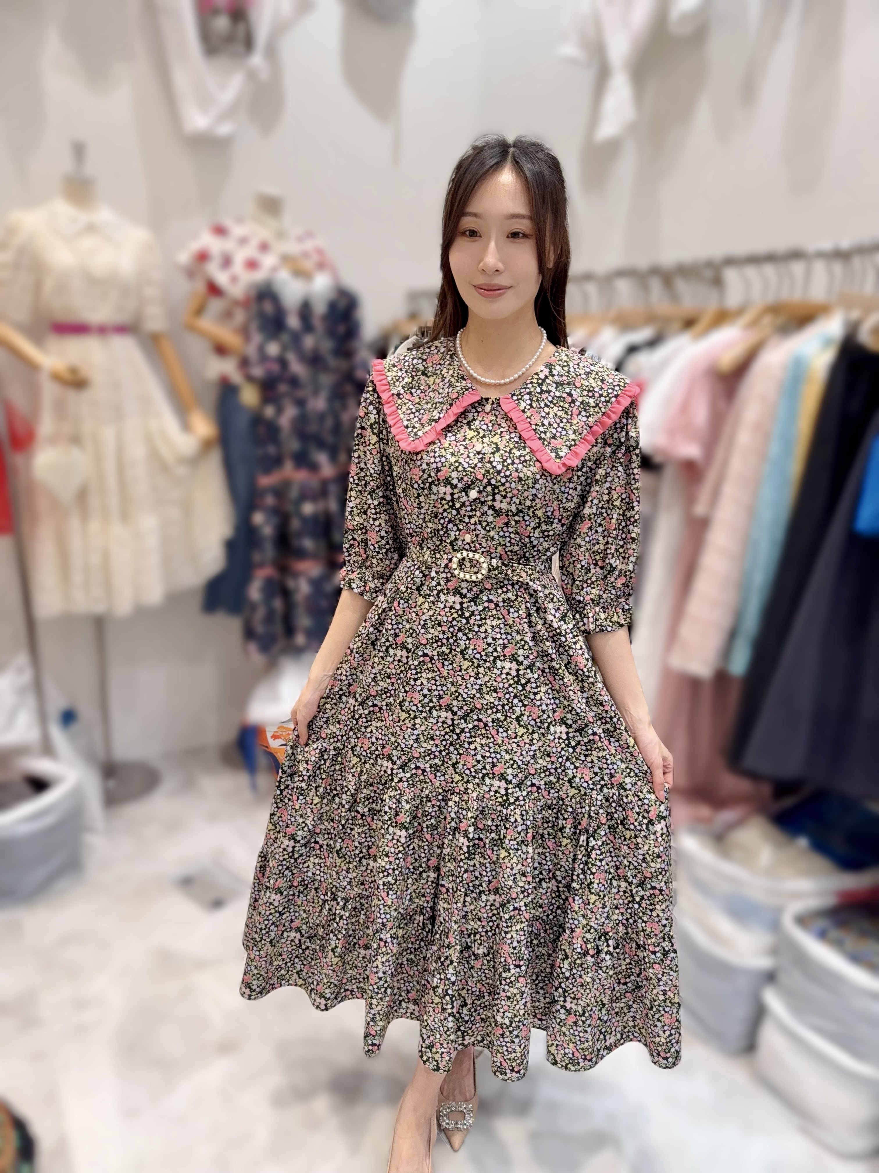 SC30  高質碎花連身裙  胸41 腰38 長49.5 $799 (一口價)