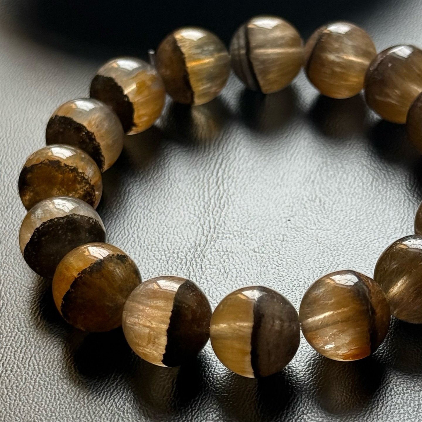 [原石] 黃螢石共生赤鐵礦 水晶手串