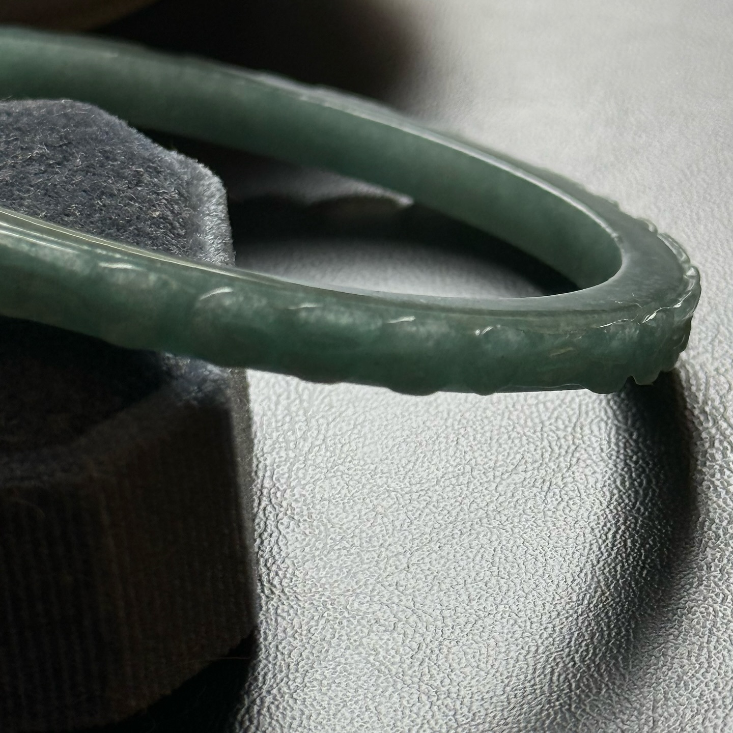 [原石] 藍水翡翠 水晶手鐲 細鐲 雕刻鐲