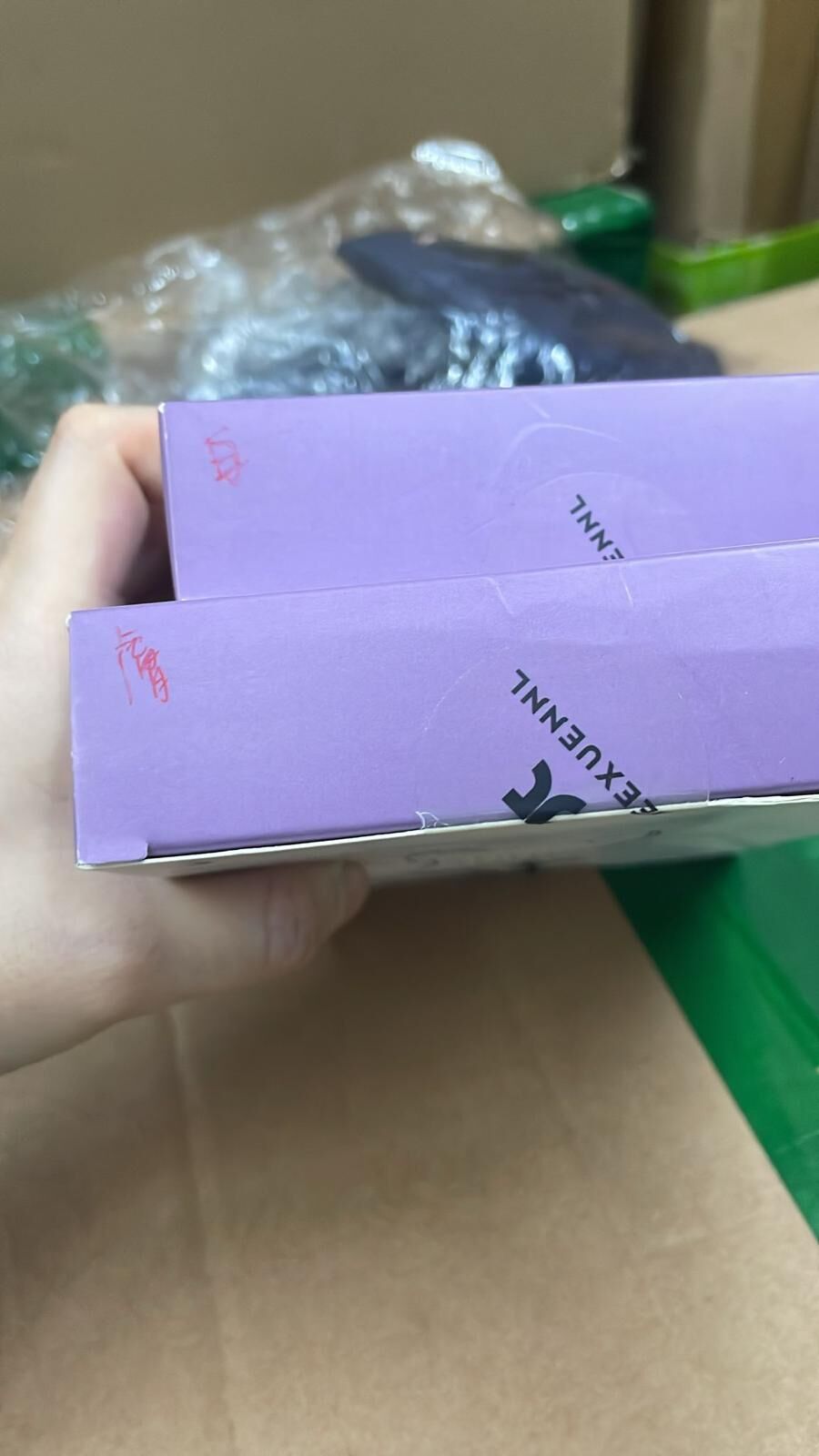 現貨 KEEXUENNL 最新沙漏吊帶背心（#919大D)