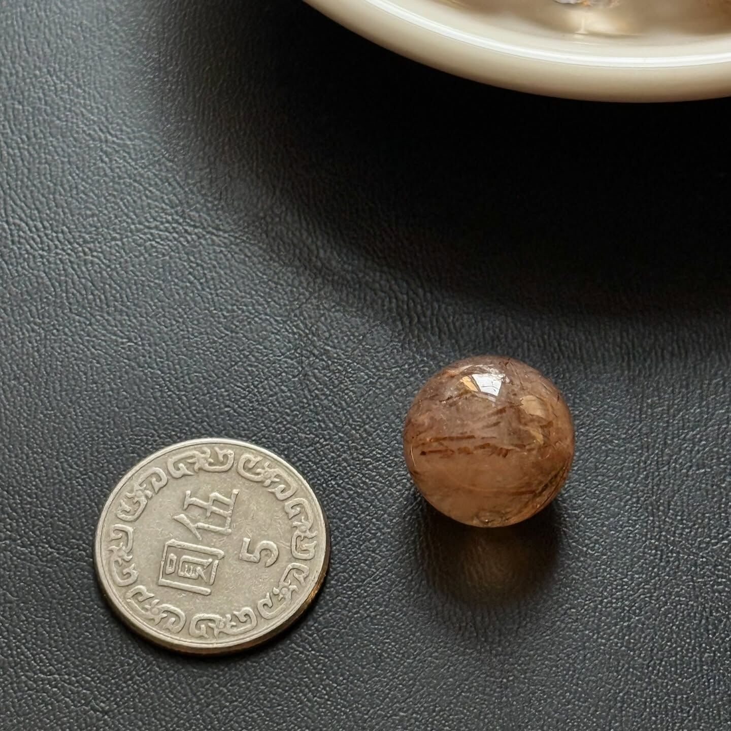 [原石] 黑金超七 水晶小球