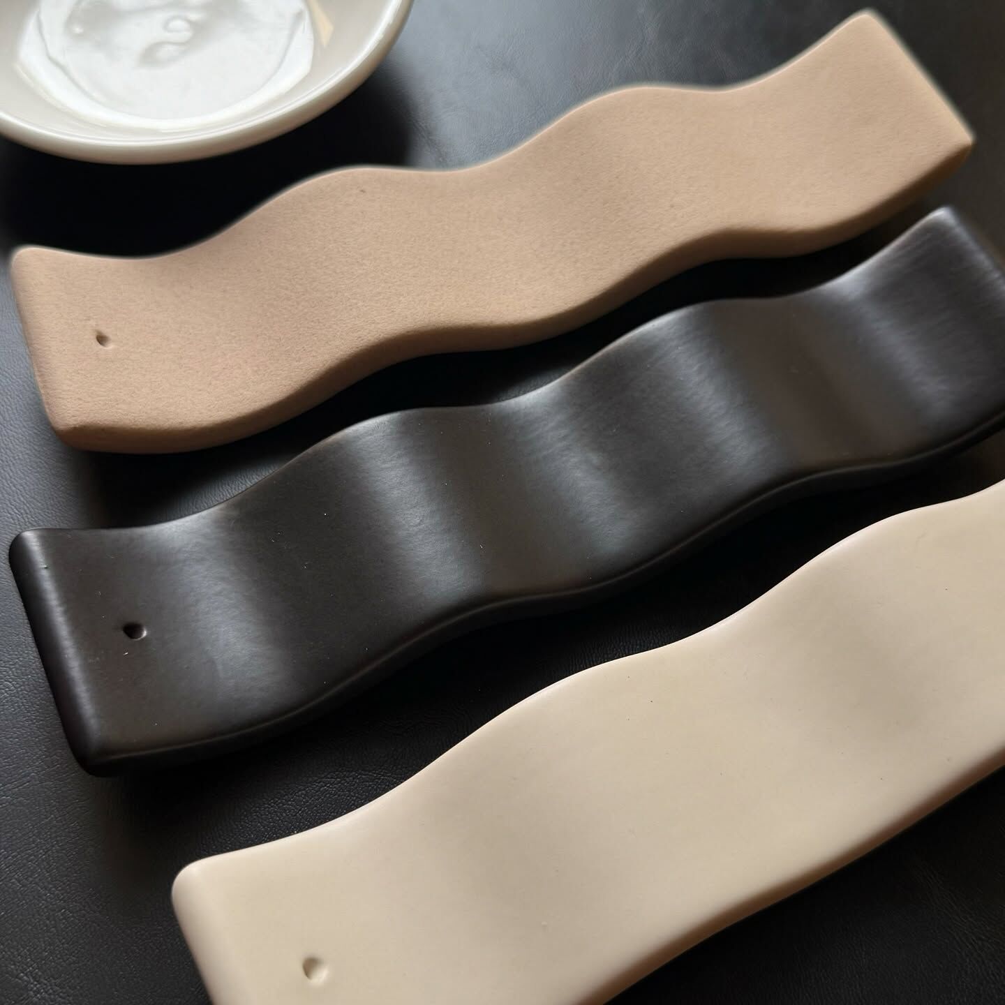 [原石] 波浪線香插