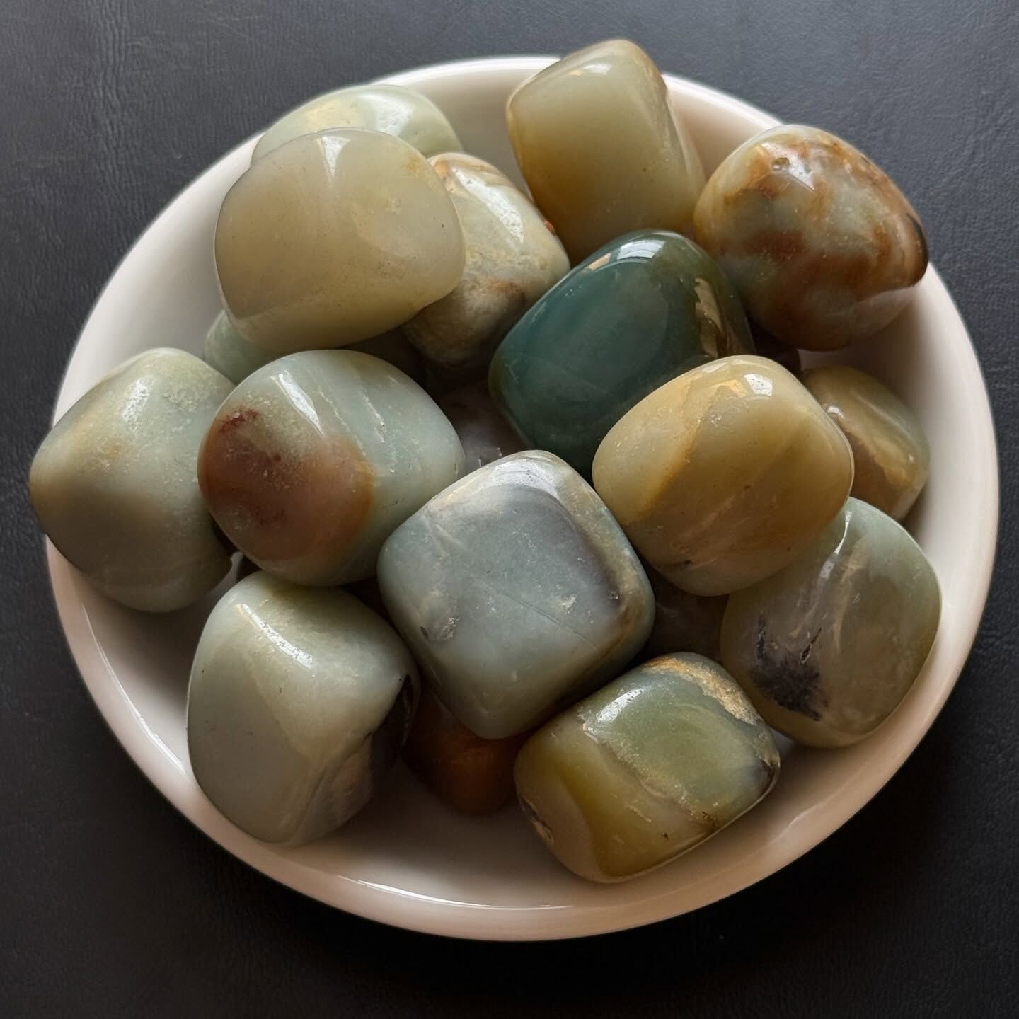 [原石] 加勒比方解石 水晶滾石