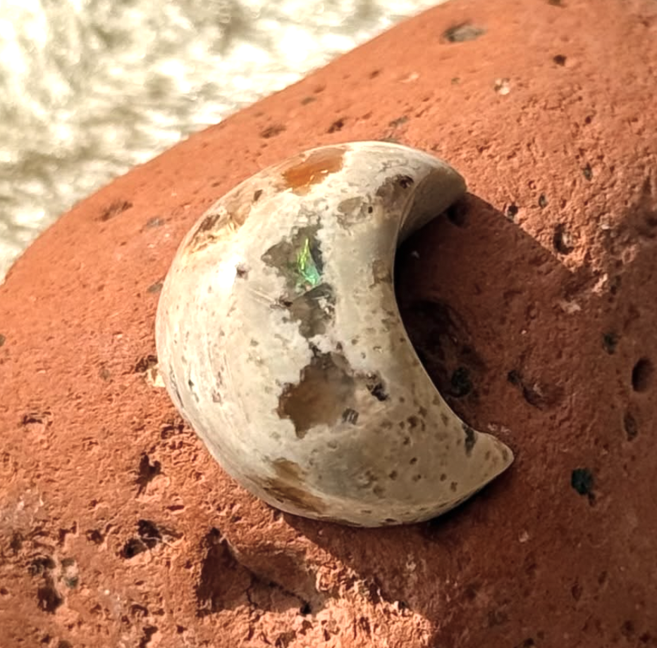 [原石] 墨西哥火蛋白石