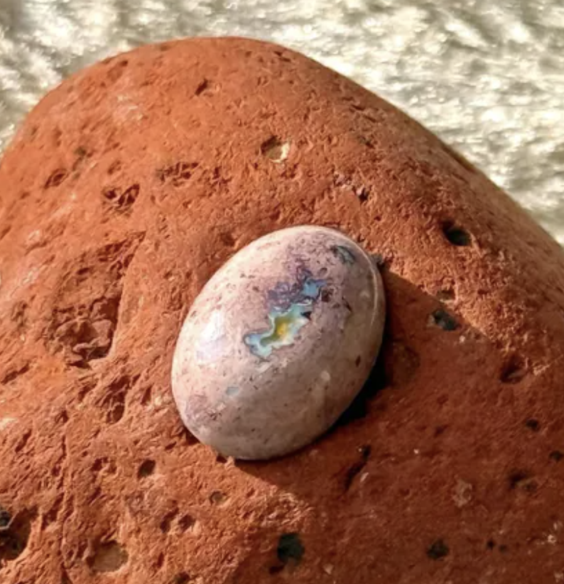 [原石] 墨西哥火蛋白石