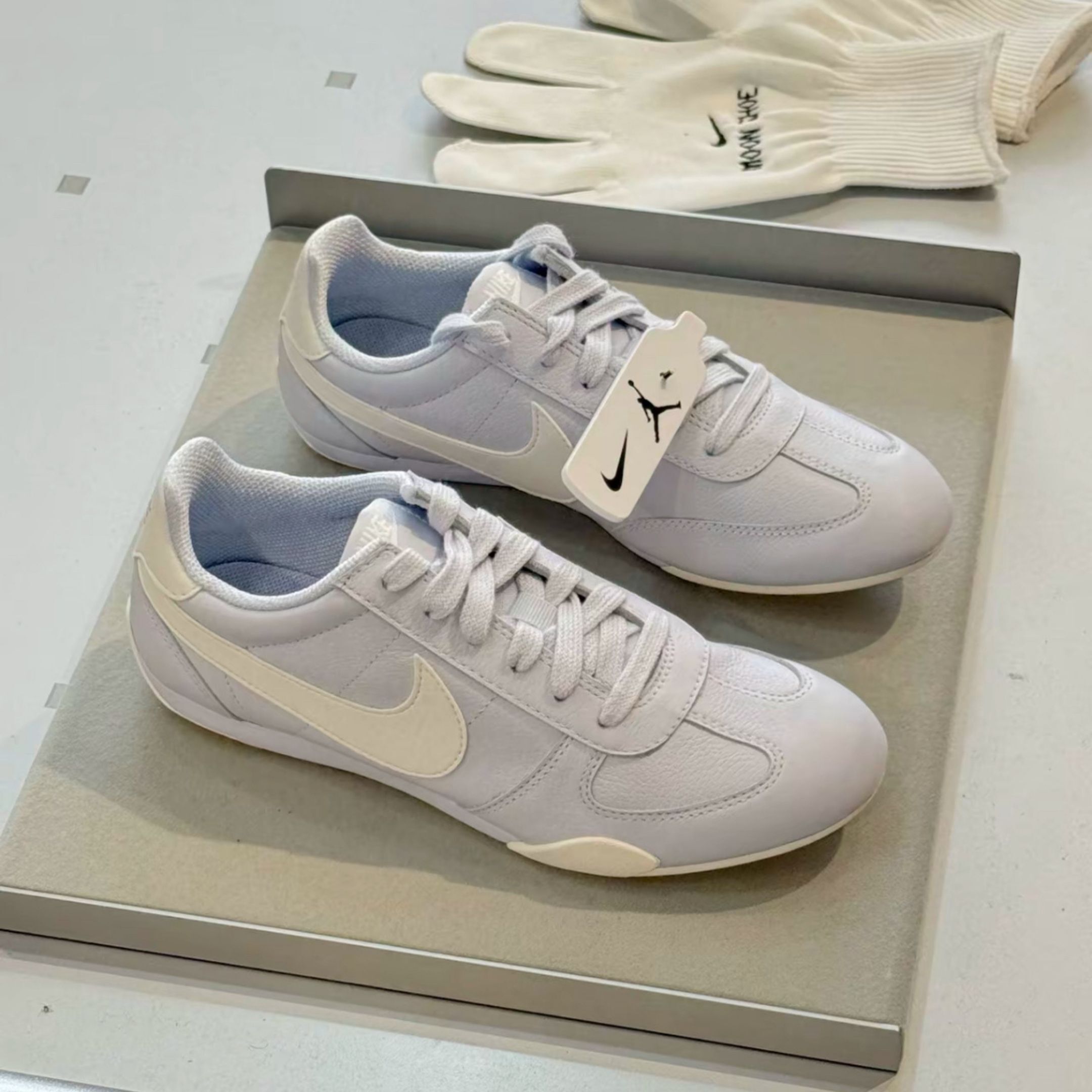 NICEDAY 代購 Nike Sprint Sister 寶寶藍 淺藍白 舒適 貼合 IB7102