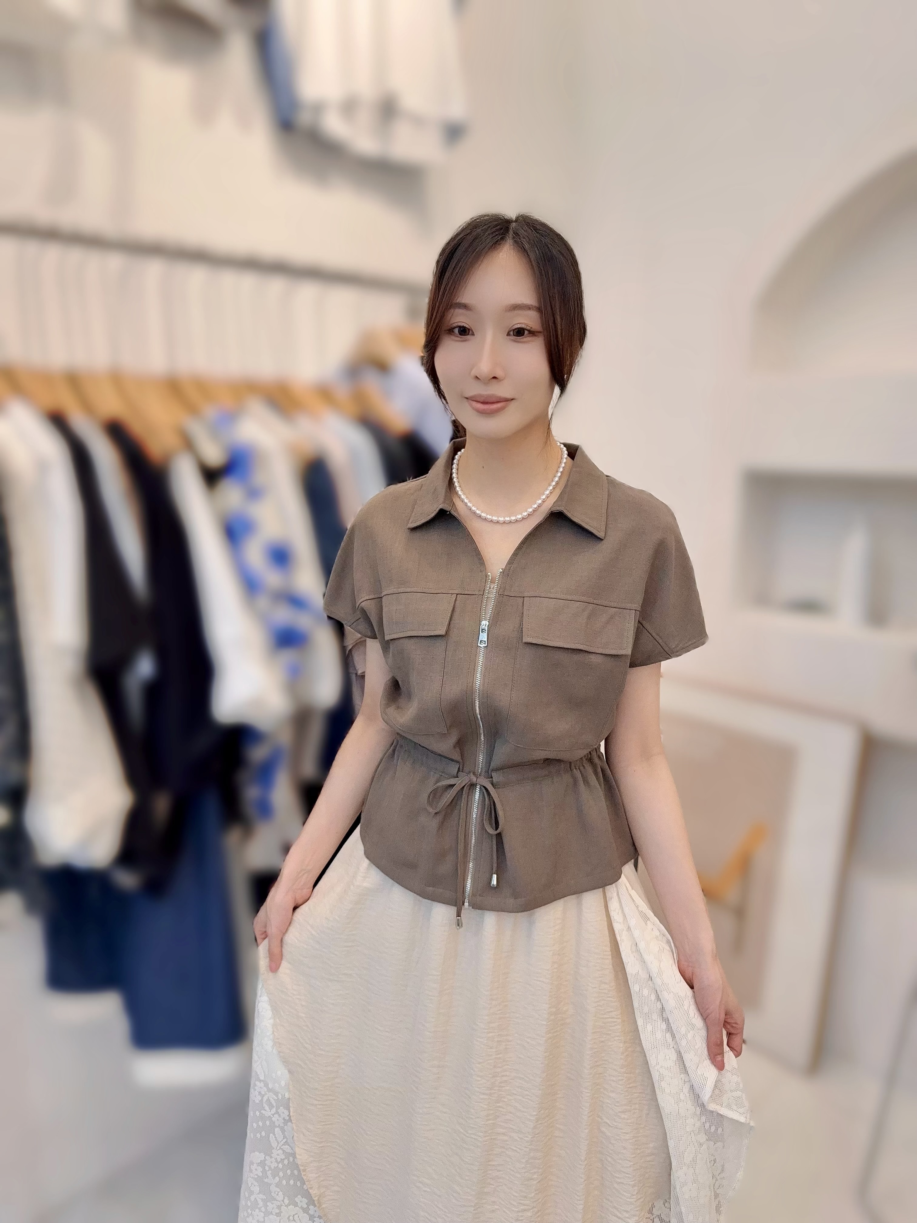 BM09 胸40 長22 $459 (一口價)