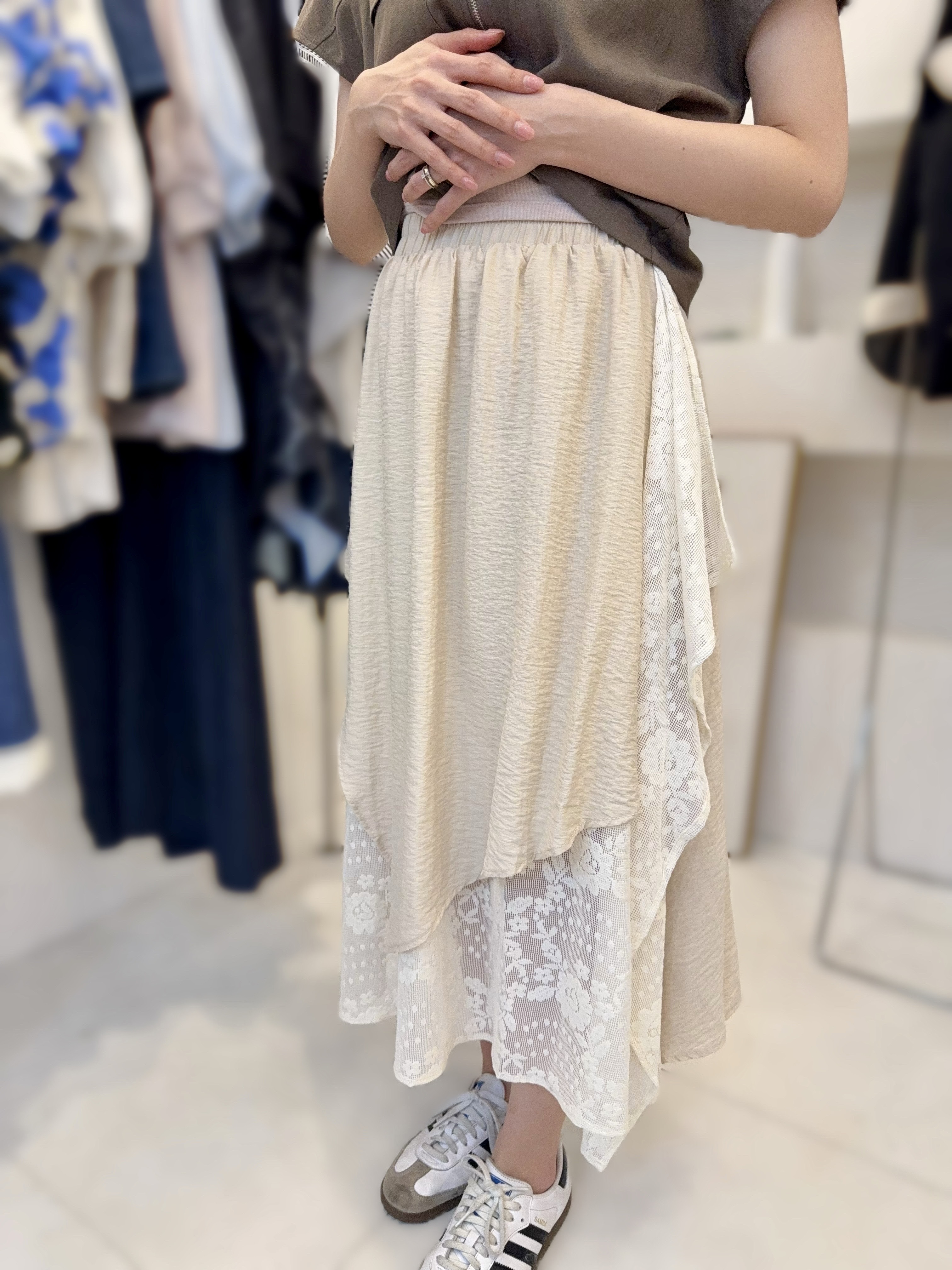 BM06  波點LACE長裙  腰24-37 長31 $419 (一口價)