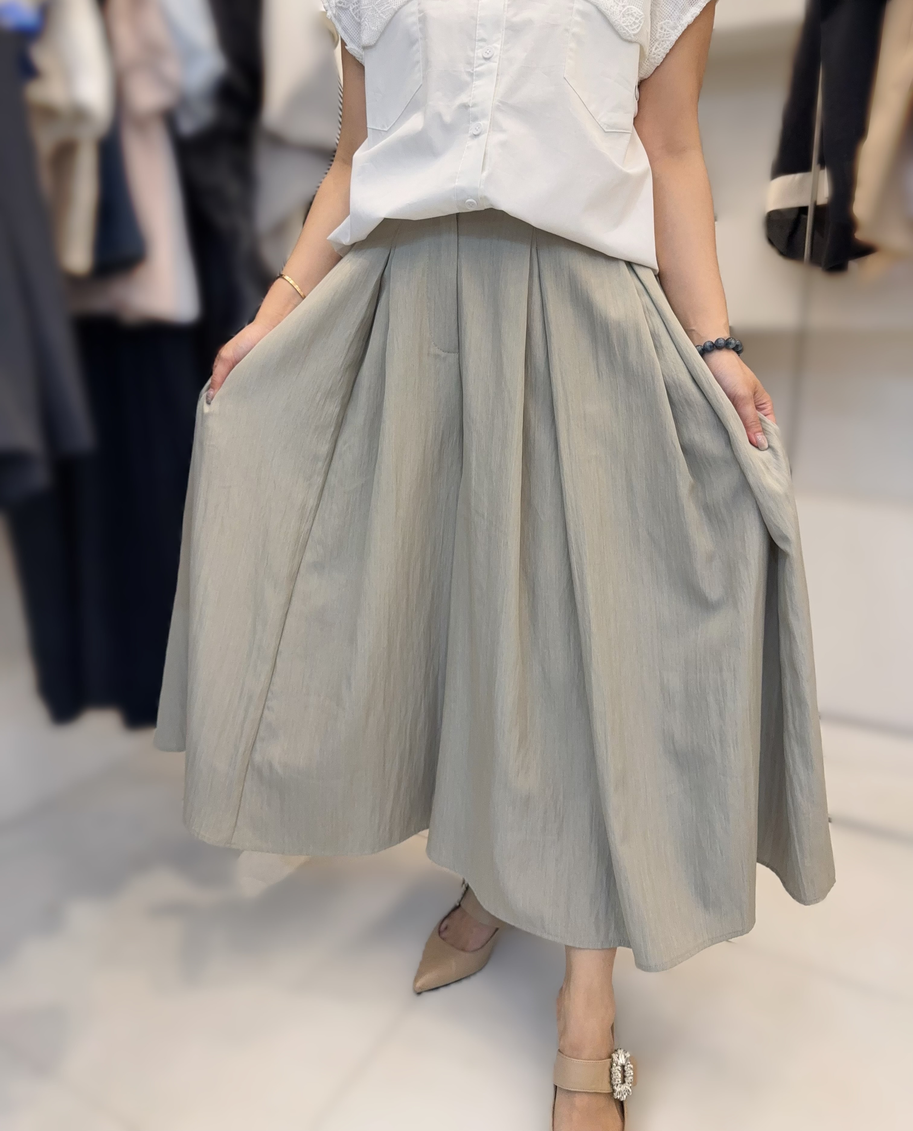 BM24  褲 腰26-33 長31.5 $429 (一口價)