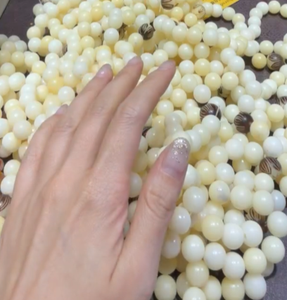 260409 - A47 12mm+菩提花瓣手串