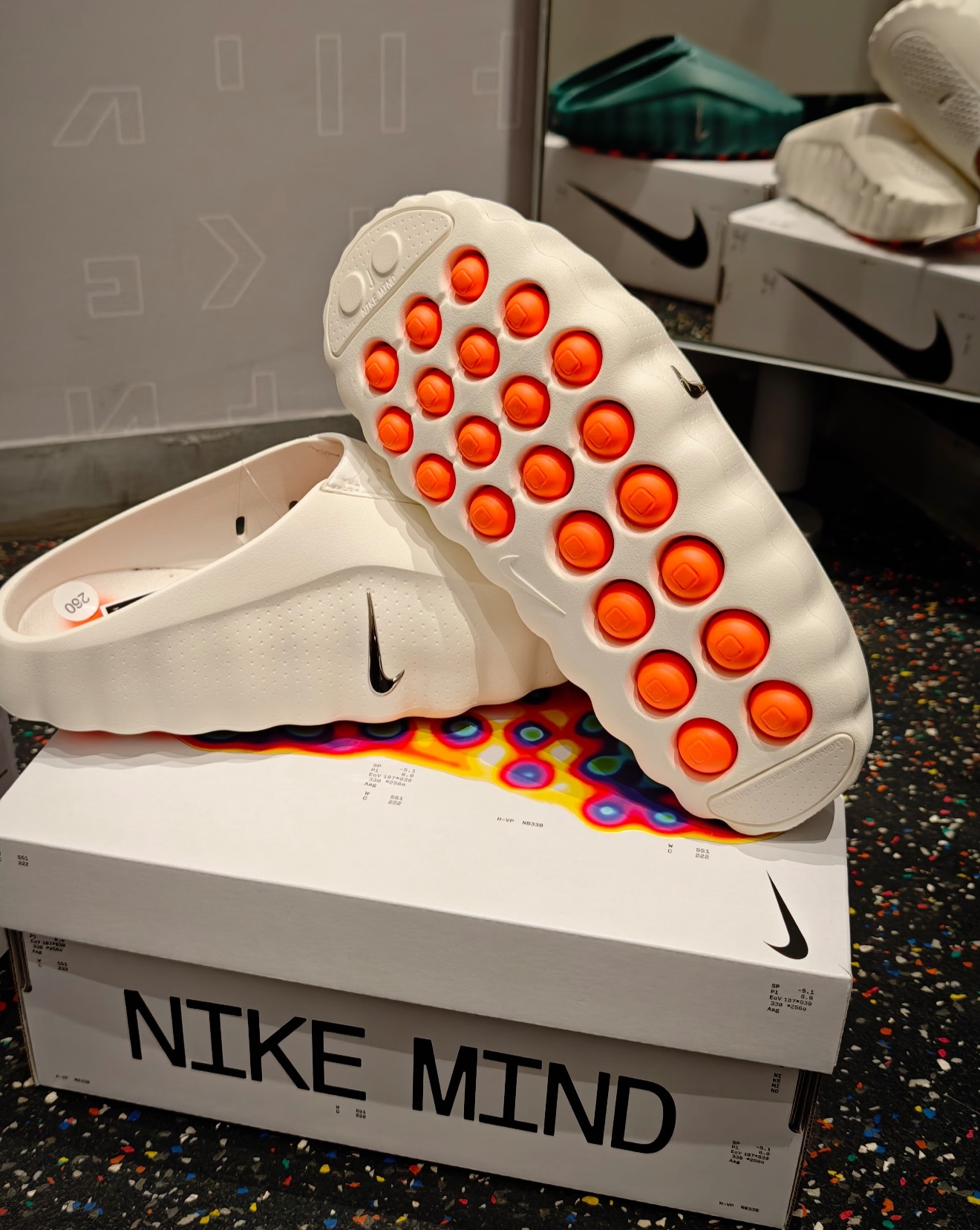 NIKE MIND 001 Slide Sail Woman 米白色 HQ4309-100