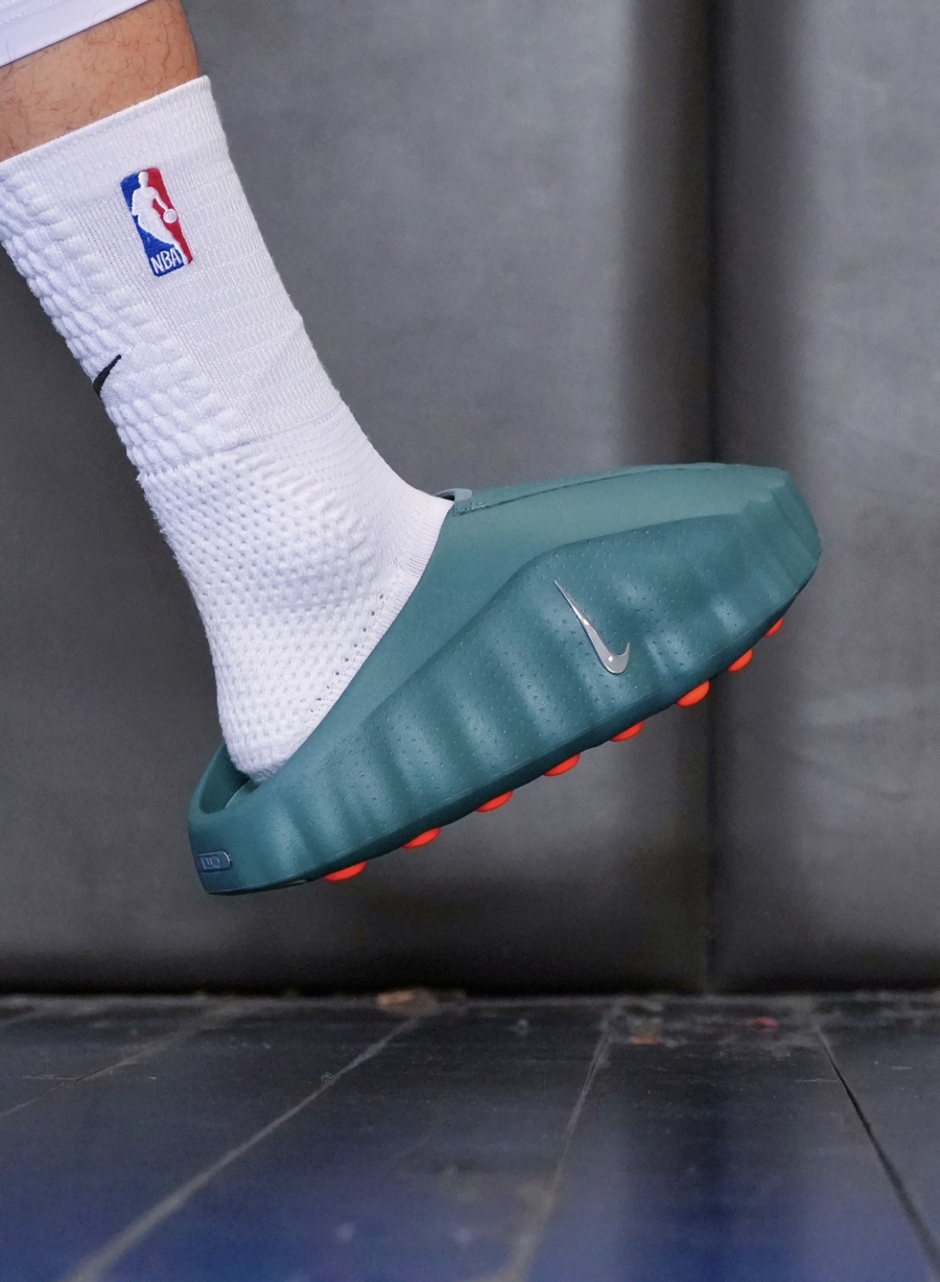 NIKE MIND 001 Slide Mineral Slate 湖水綠 HQ4307-300