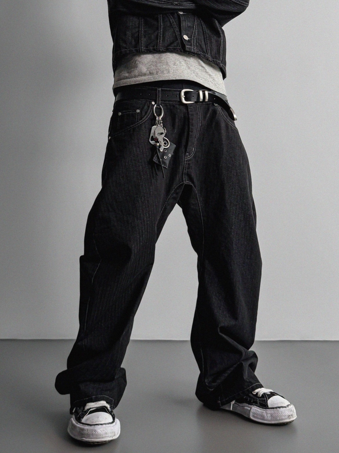 人字紋彎刀牛仔褲