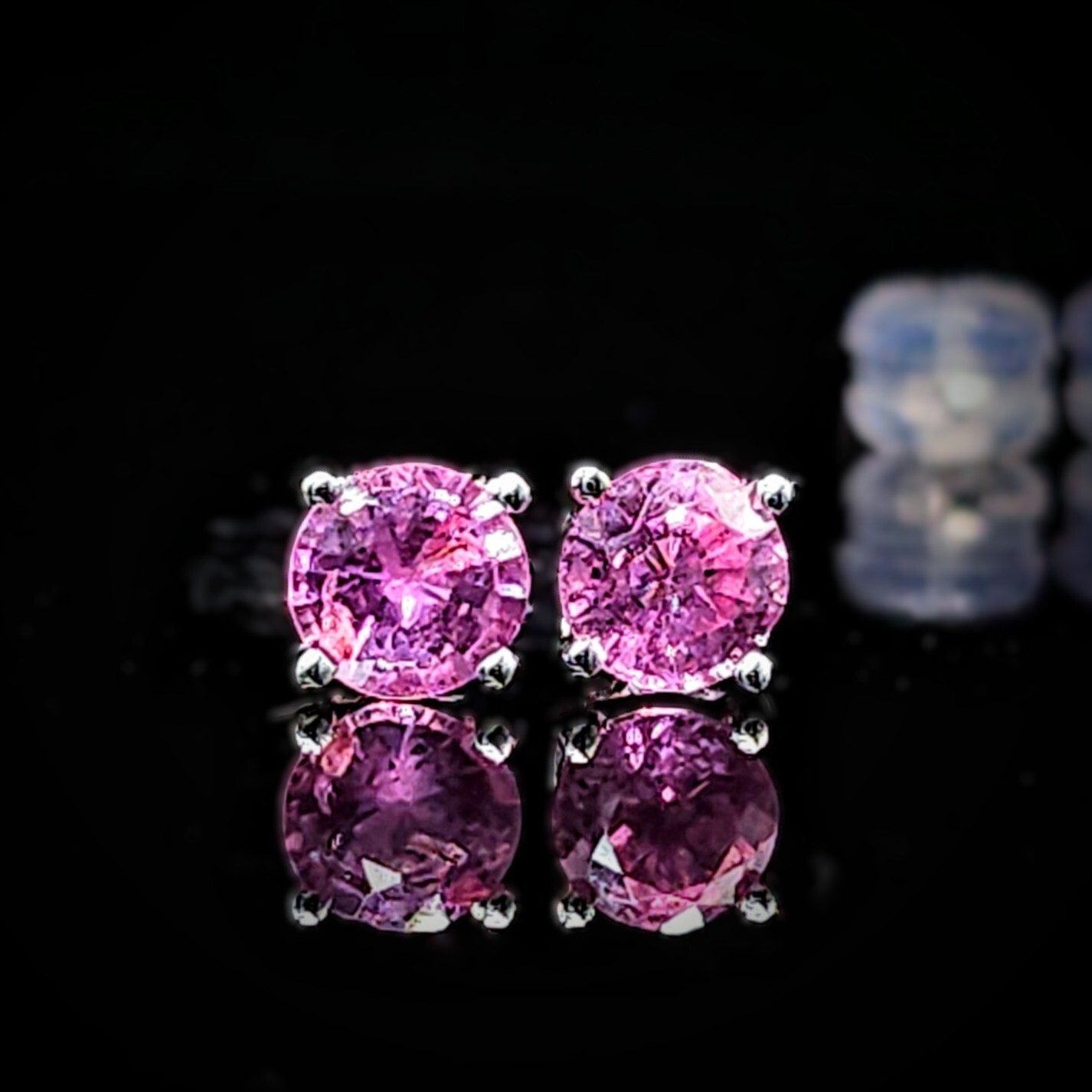 全新18K白金【主石95份粉紅藍寶石】耳環