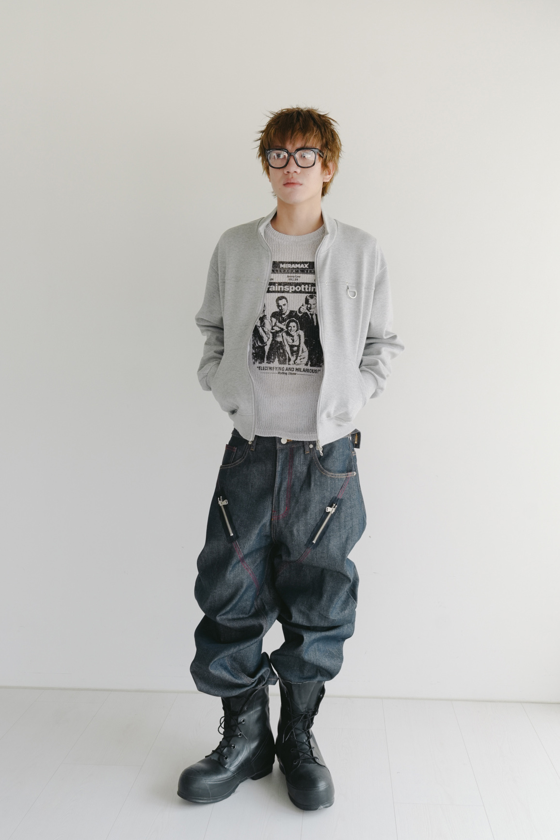 train supporting crop tee #上衣