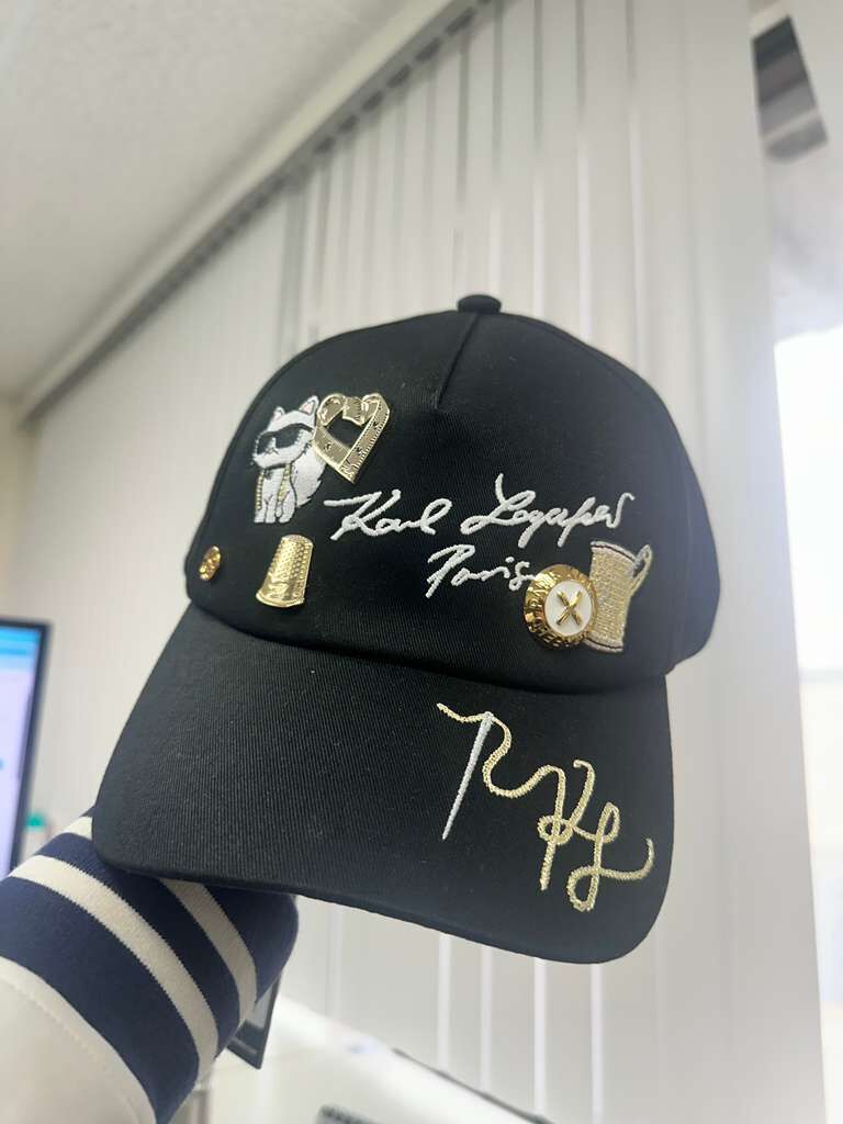 【預購】KARL LAGERFELD PARIS H0409106 CAP 帽