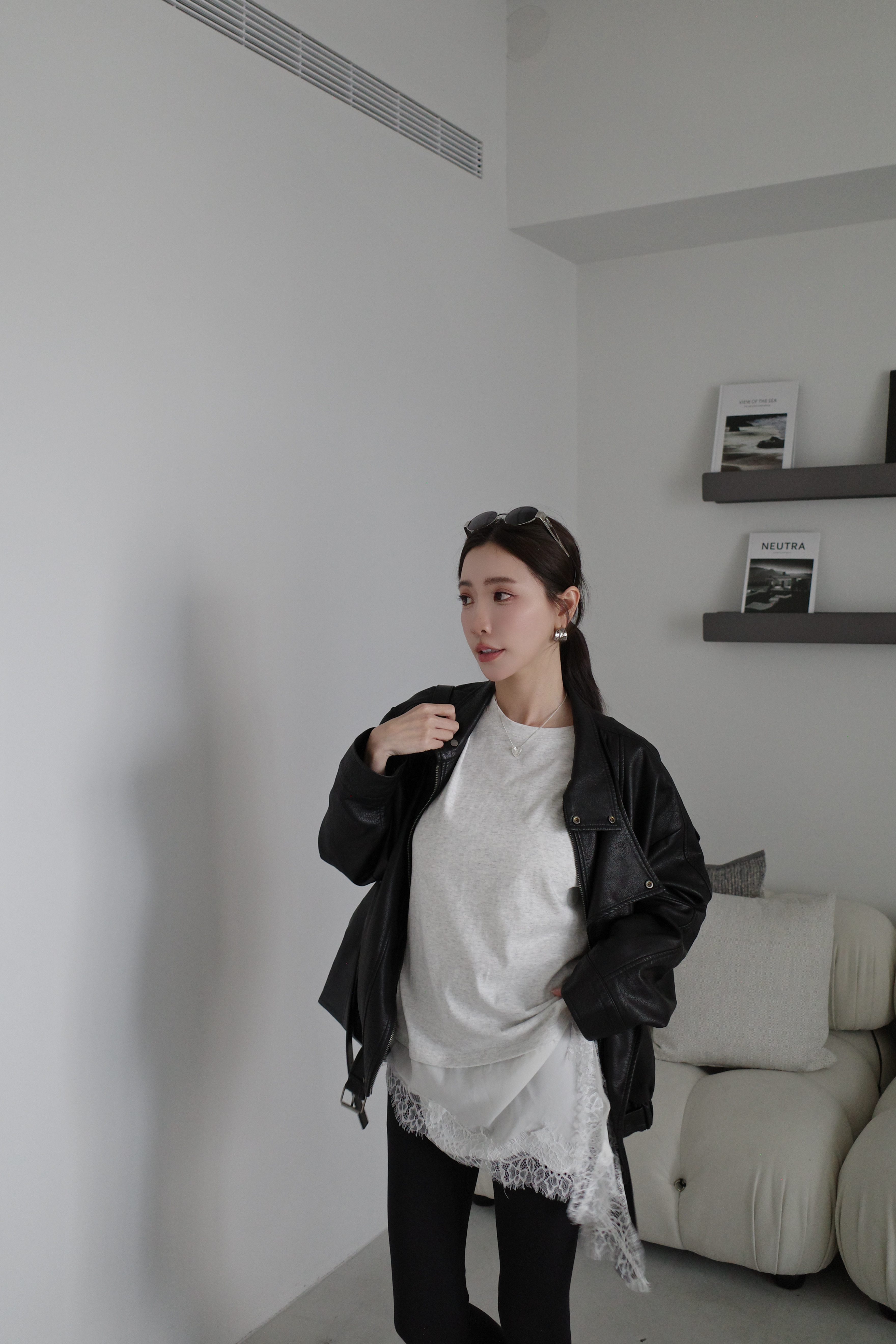 (預購)#AN77 時髦立領皮外套(黑/淺杏)