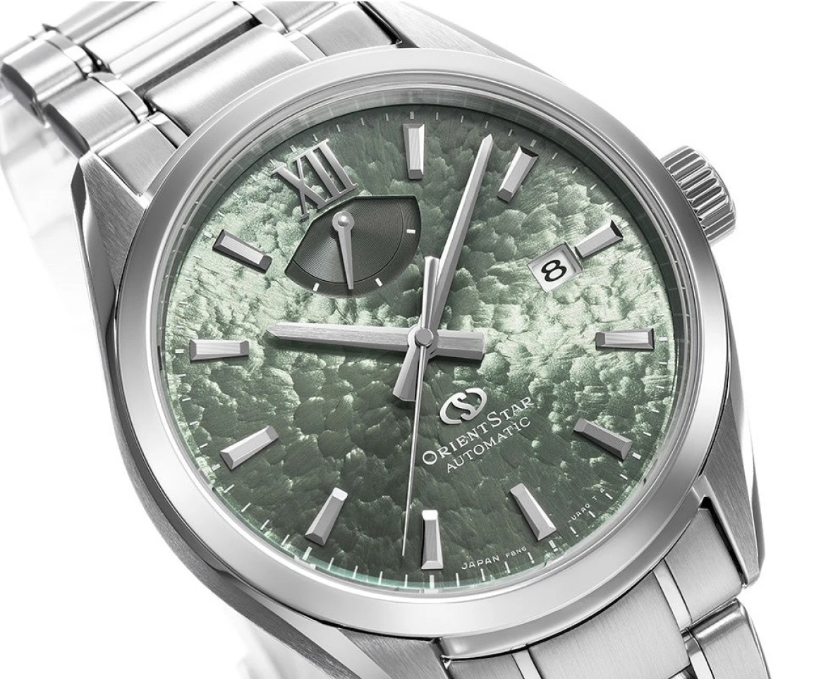 萬年鐘錶 - 東方錶  ORIENT STAR  東方之星 M34 F8 英仙座流星雨錶盤60小時動力儲存機械錶 RE-BX0006E 錶徑 : 40mm
