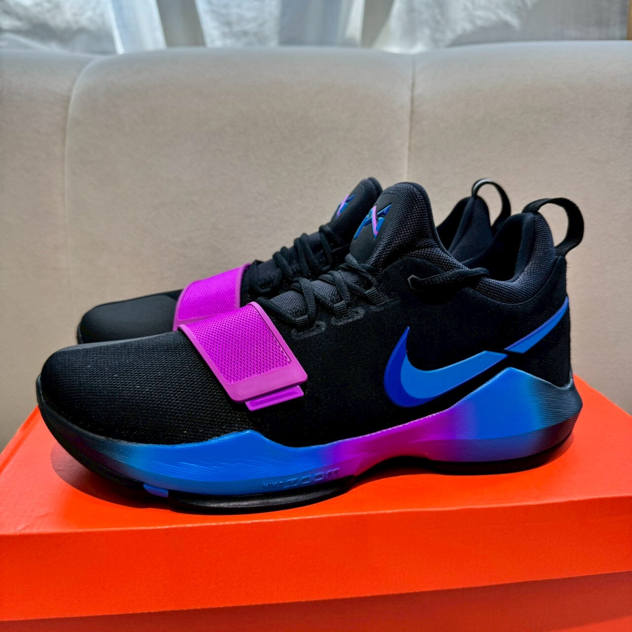 現貨在店【二手商品 US10.5/28.5CM 】NIKE PG 1 'Flip The Switch' 斷勾 籃球鞋 實戰鞋【IV2869-002】MIKE